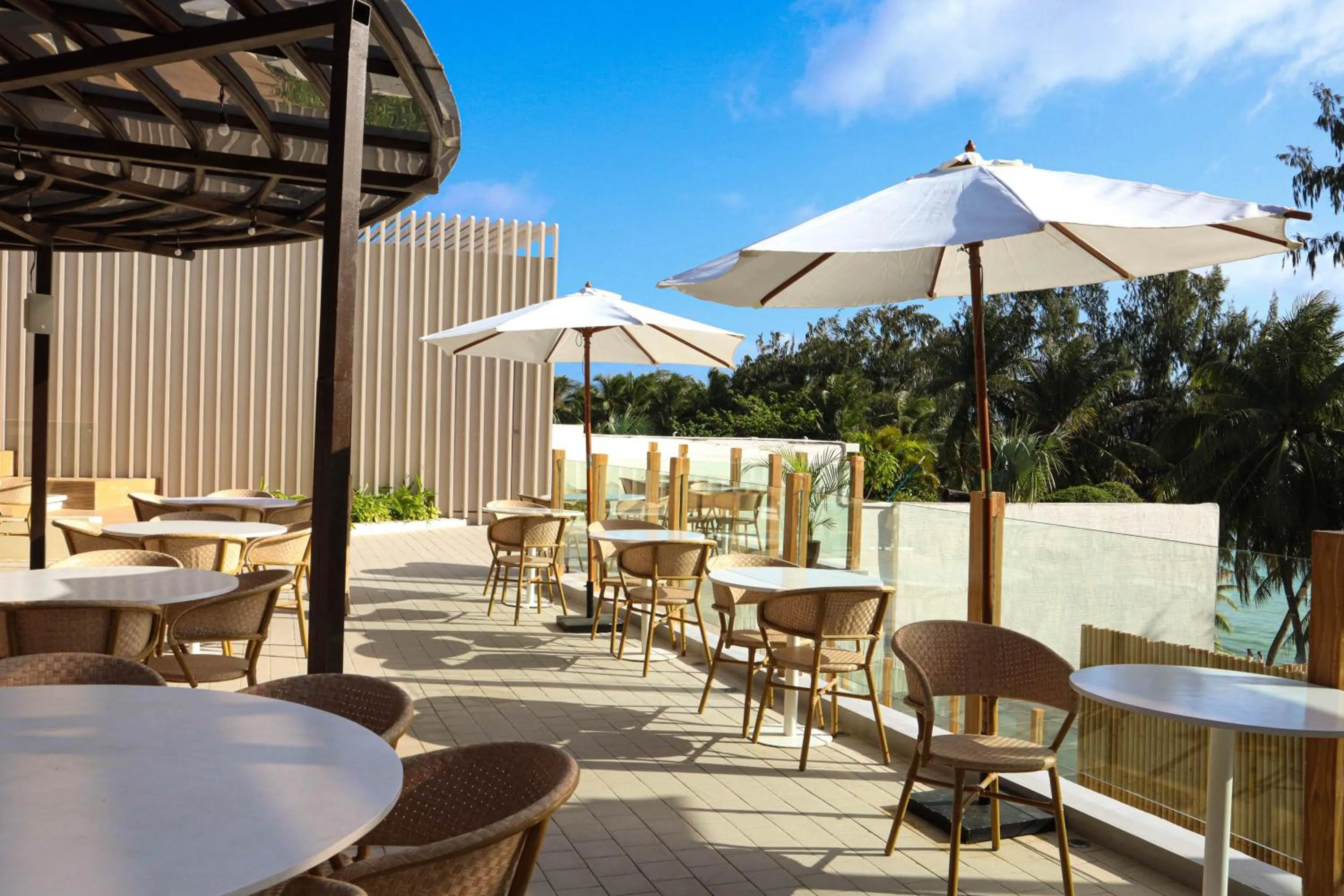 Lounge or bar in Mandarin Nest Boracay