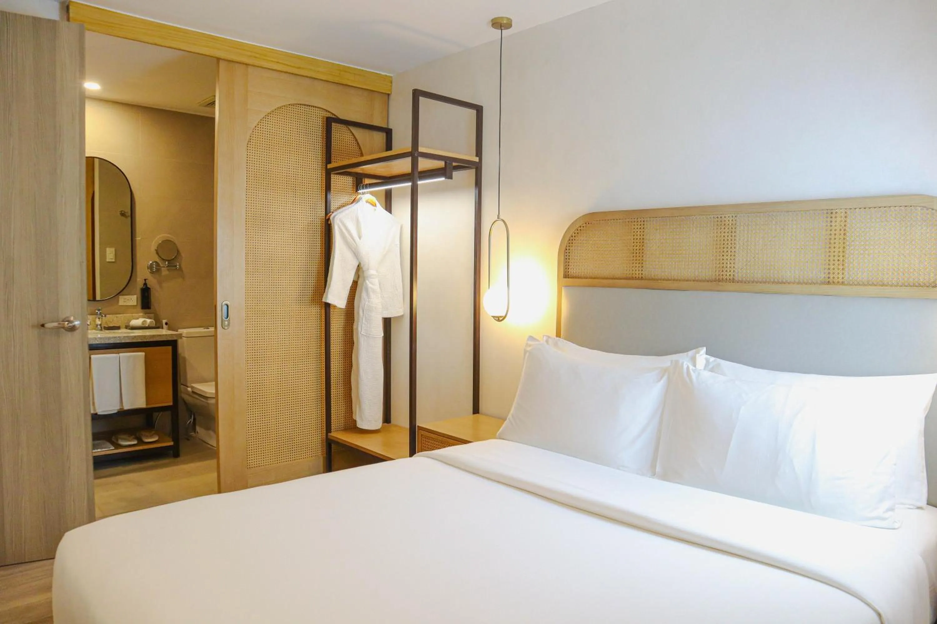 wardrobe, Bed in Mandarin Nest Boracay