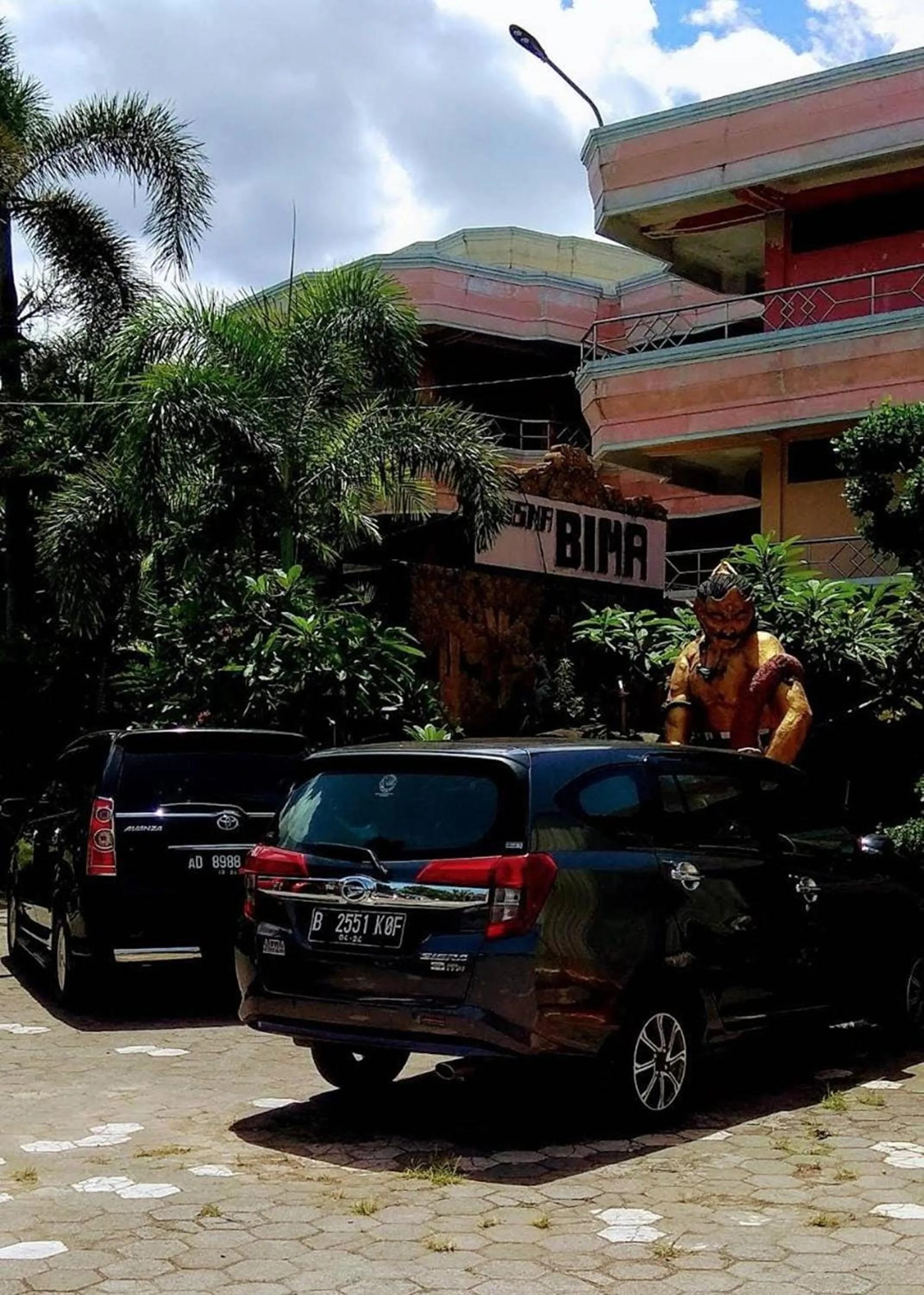 Property building in Hotel Bima