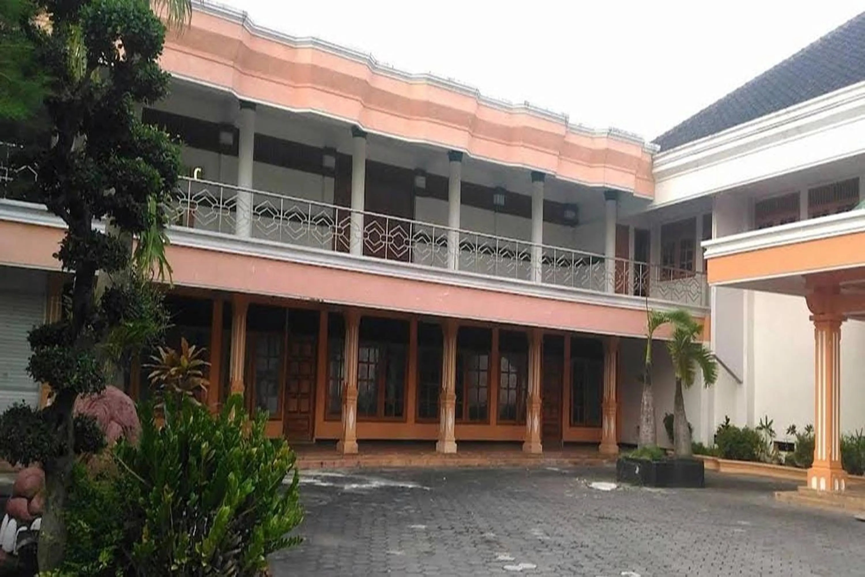 Property building in Hotel Bima