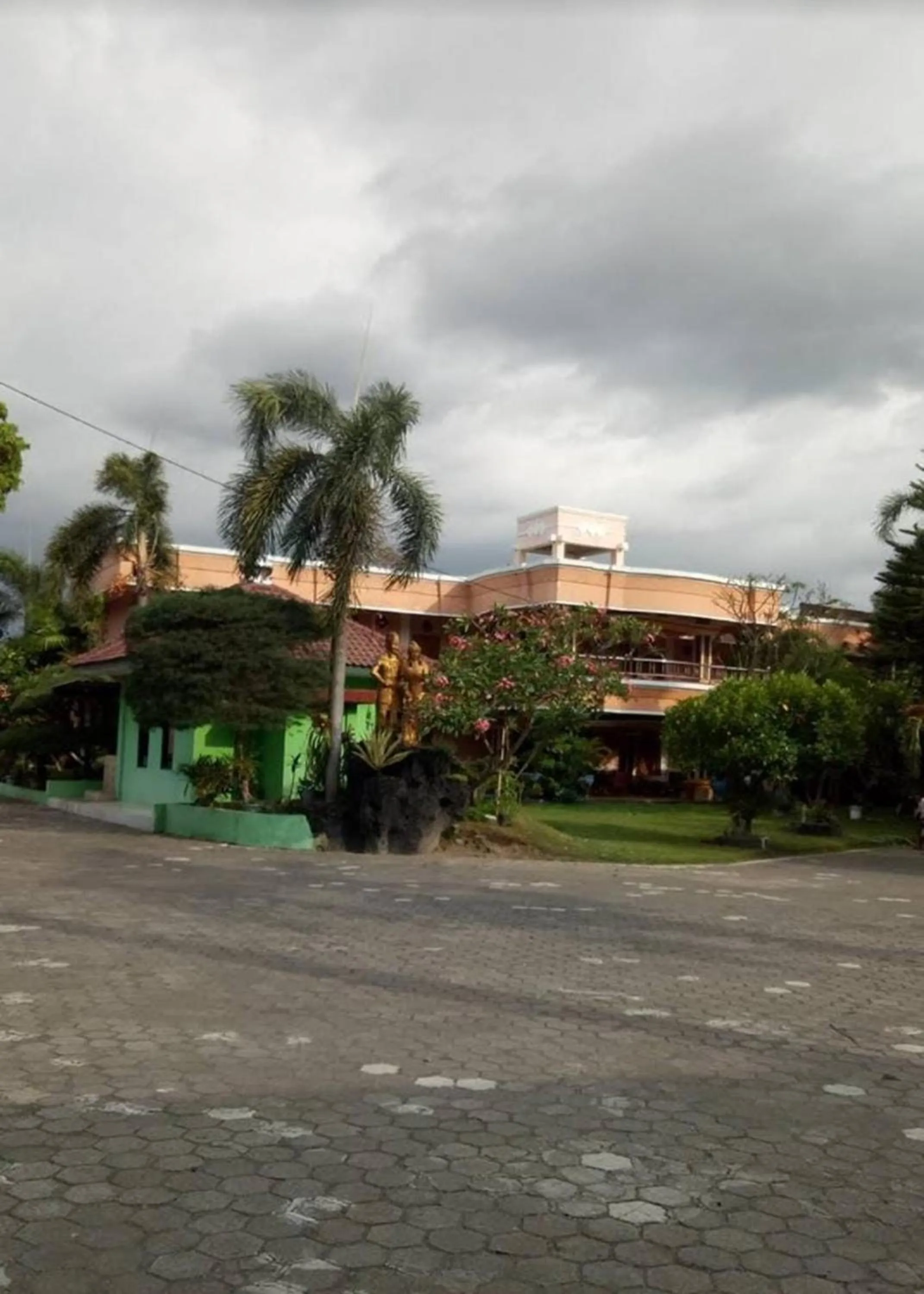 Property building in Hotel Bima