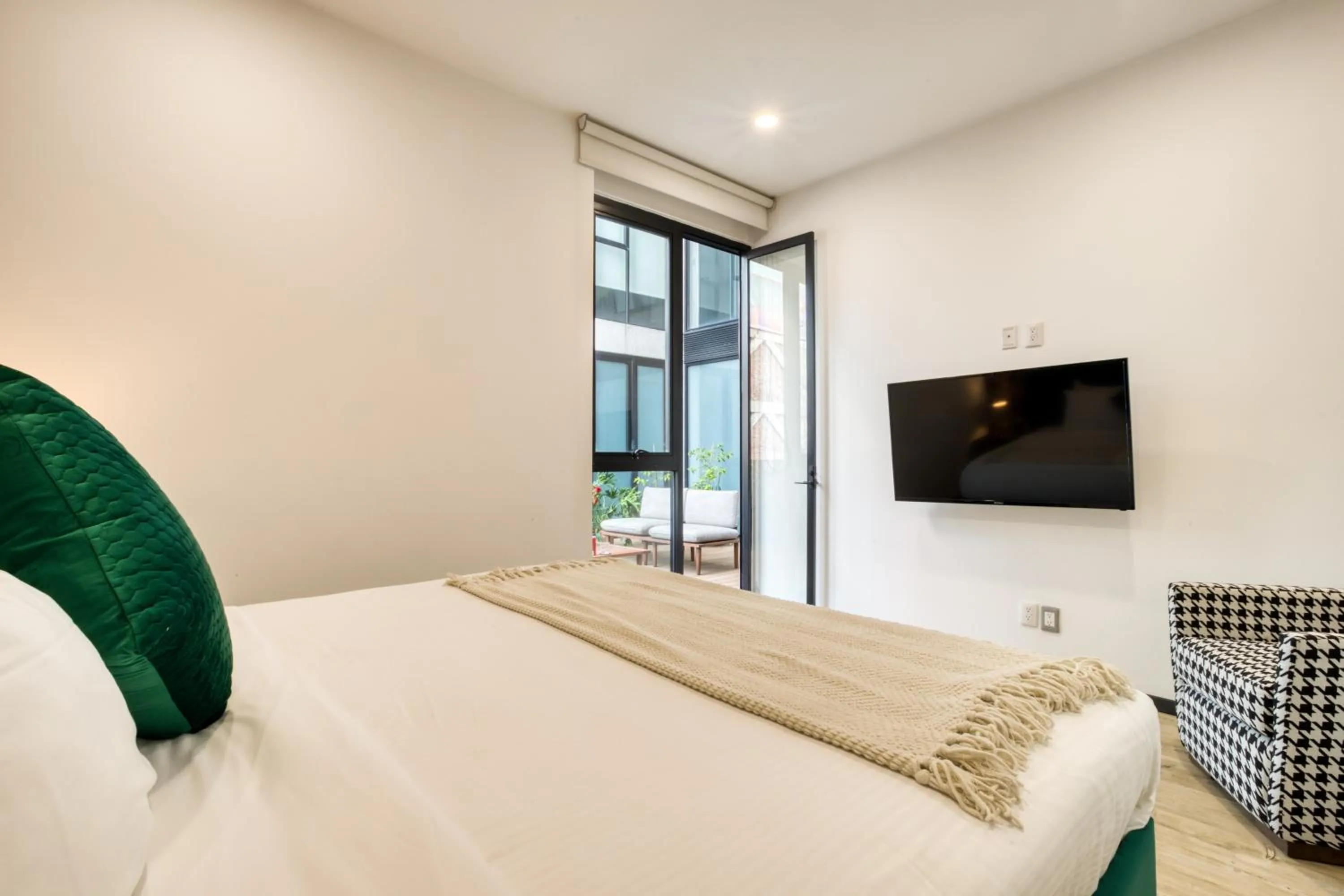 Bed in MEDELLIN by Mr W