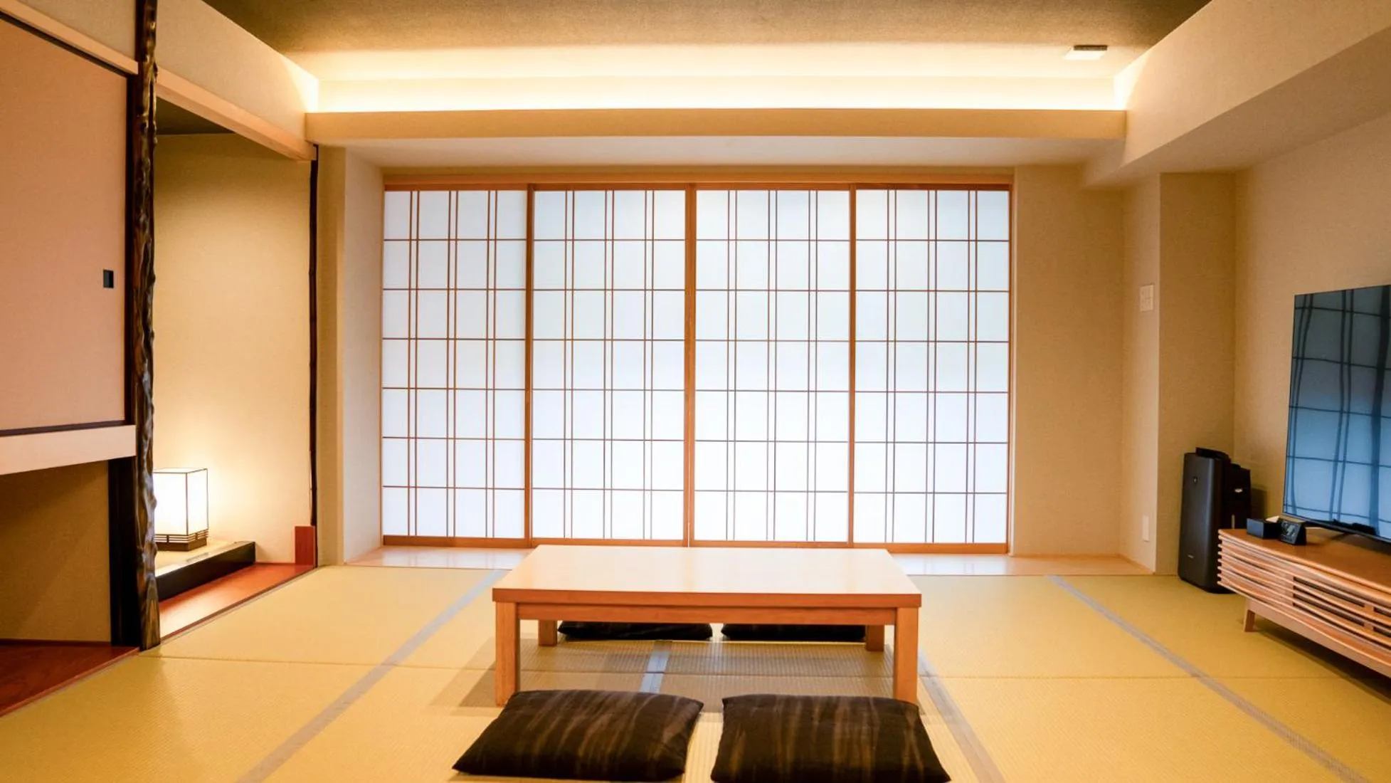 Photo of the whole room in Tabist kiki HOTEL KYOTO Gojo Karasuma