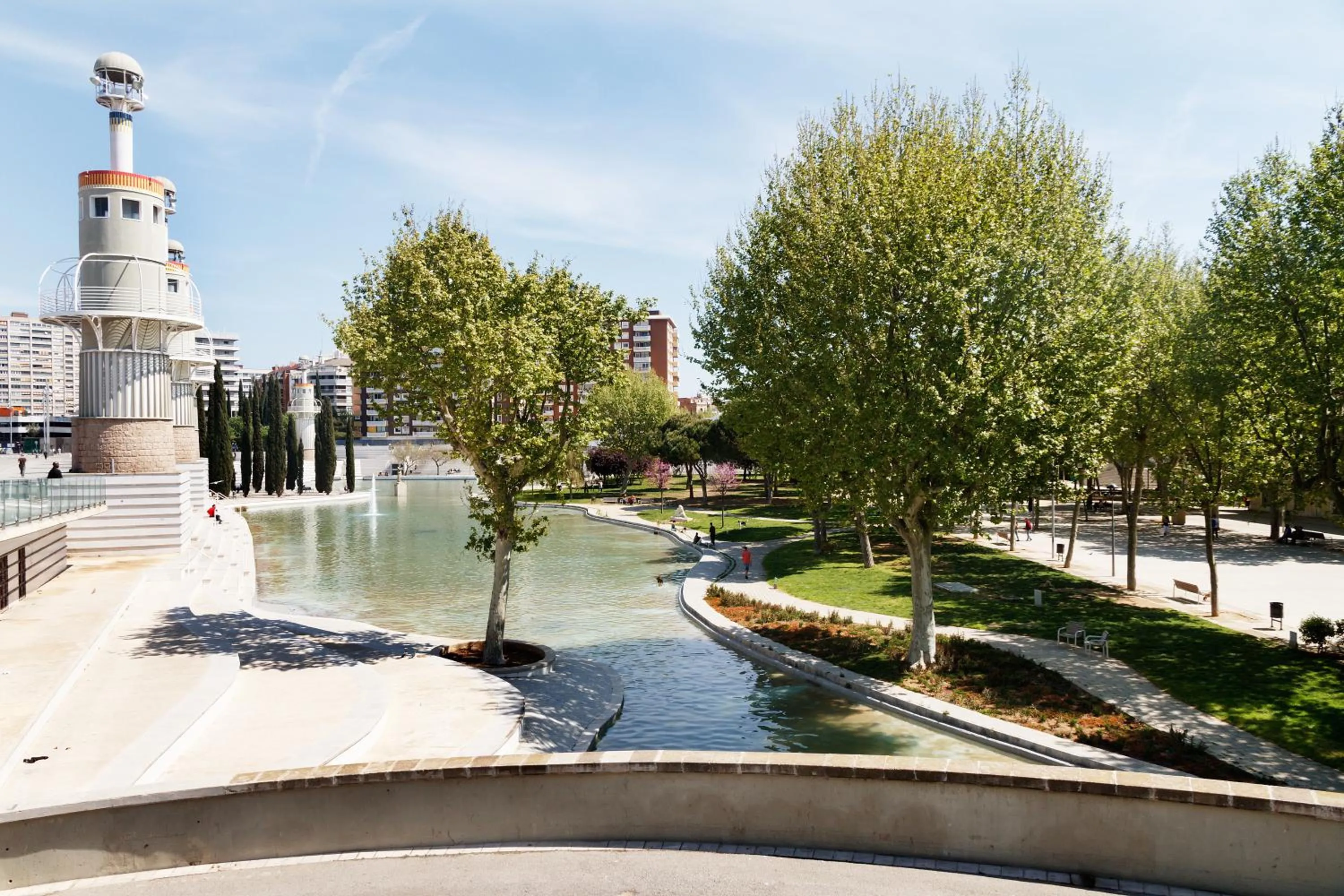 Area and facilities in Feelathome Plaza Apartments