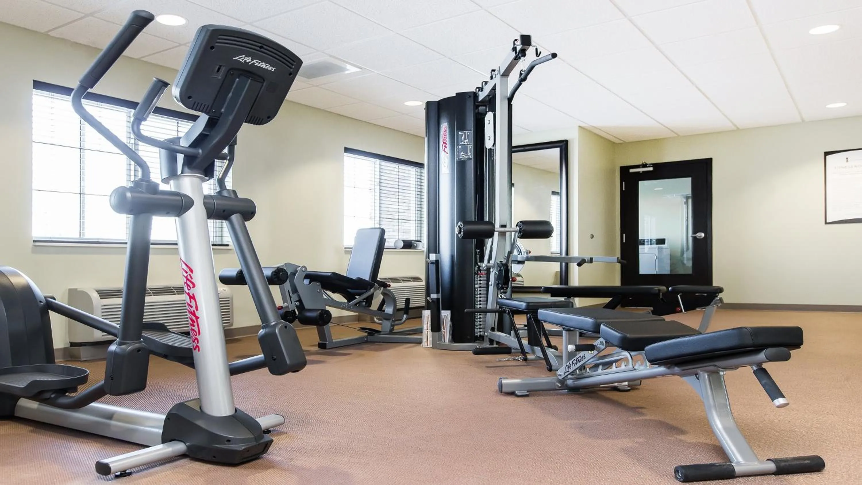 Fitness centre/facilities in Staybridge Suites West Edmonton by IHG