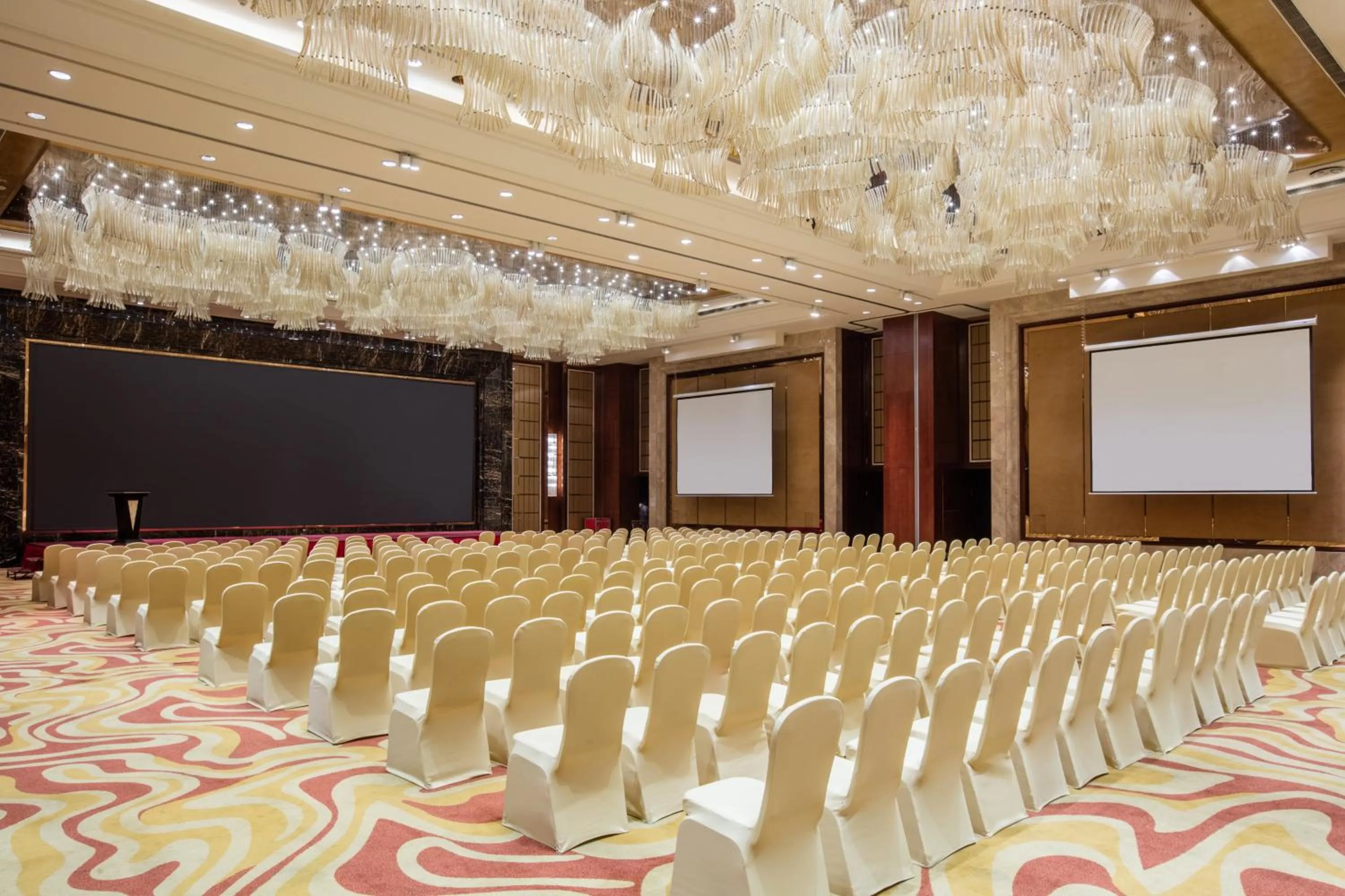 Banquet/Function facilities in Crowne Plaza Shaoxing, an IHG Hotel