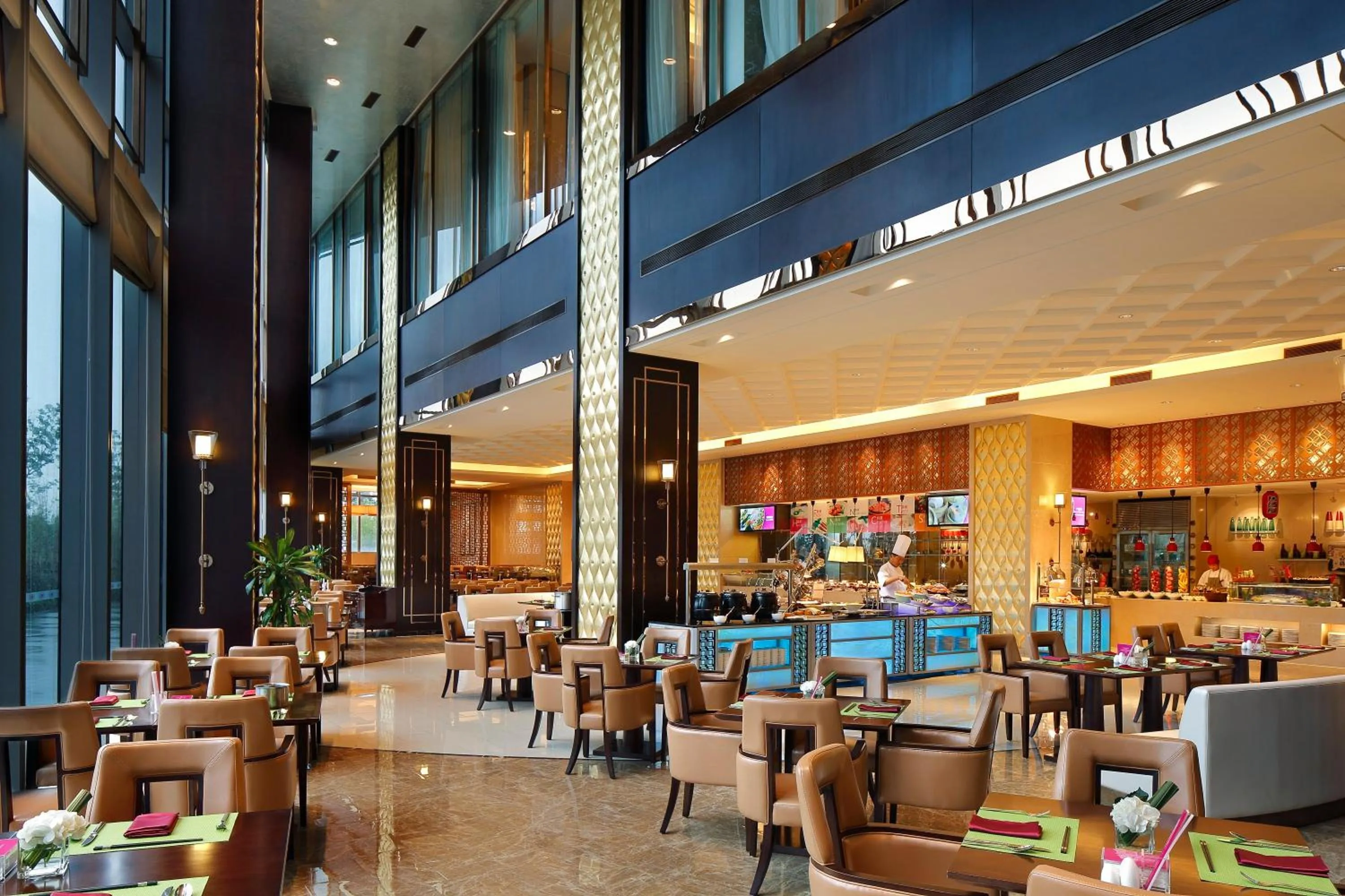 Restaurant/Places to Eat in Crowne Plaza Shaoxing, an IHG Hotel