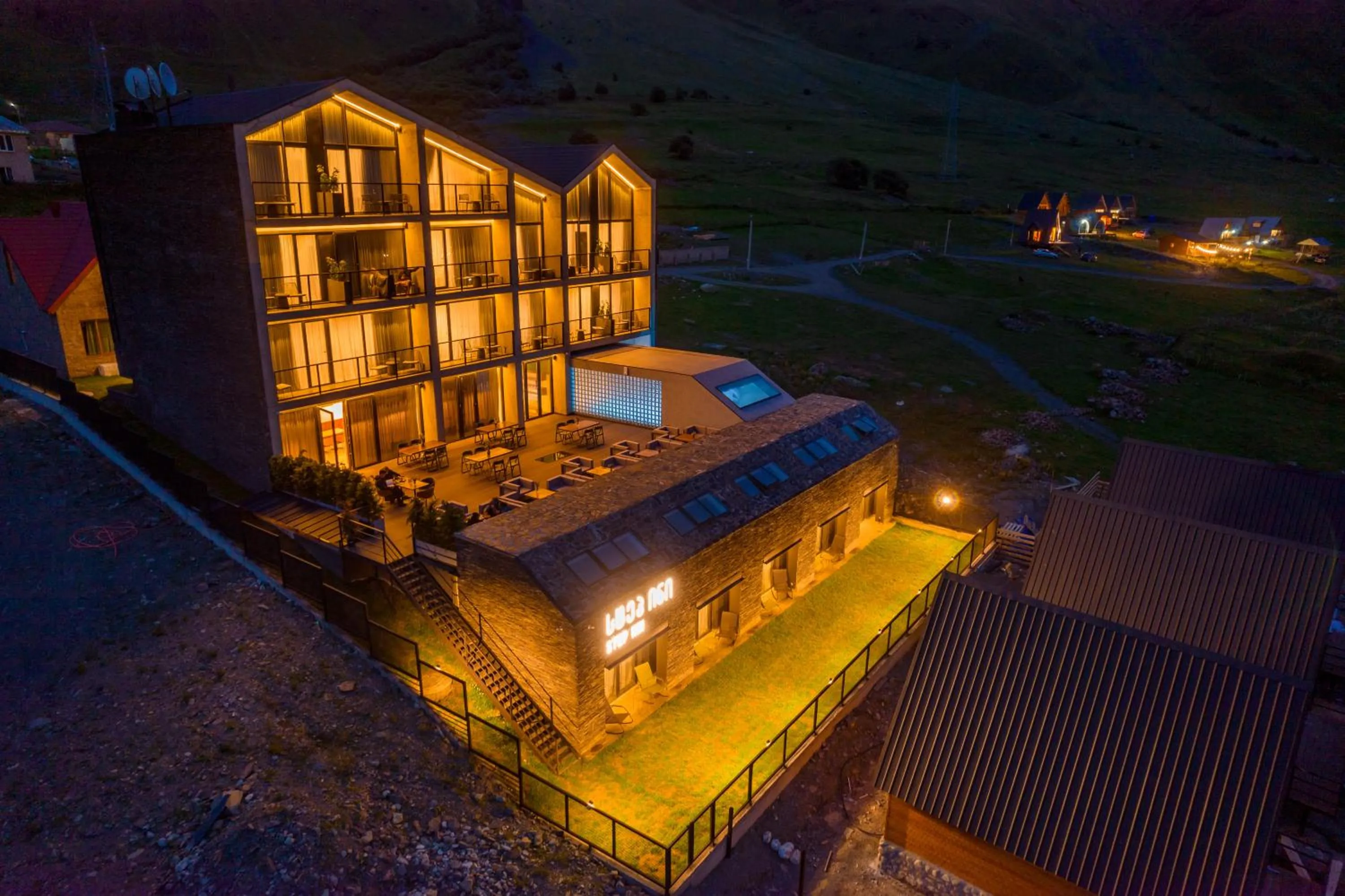 Property building in Step Inn - Kazbegi