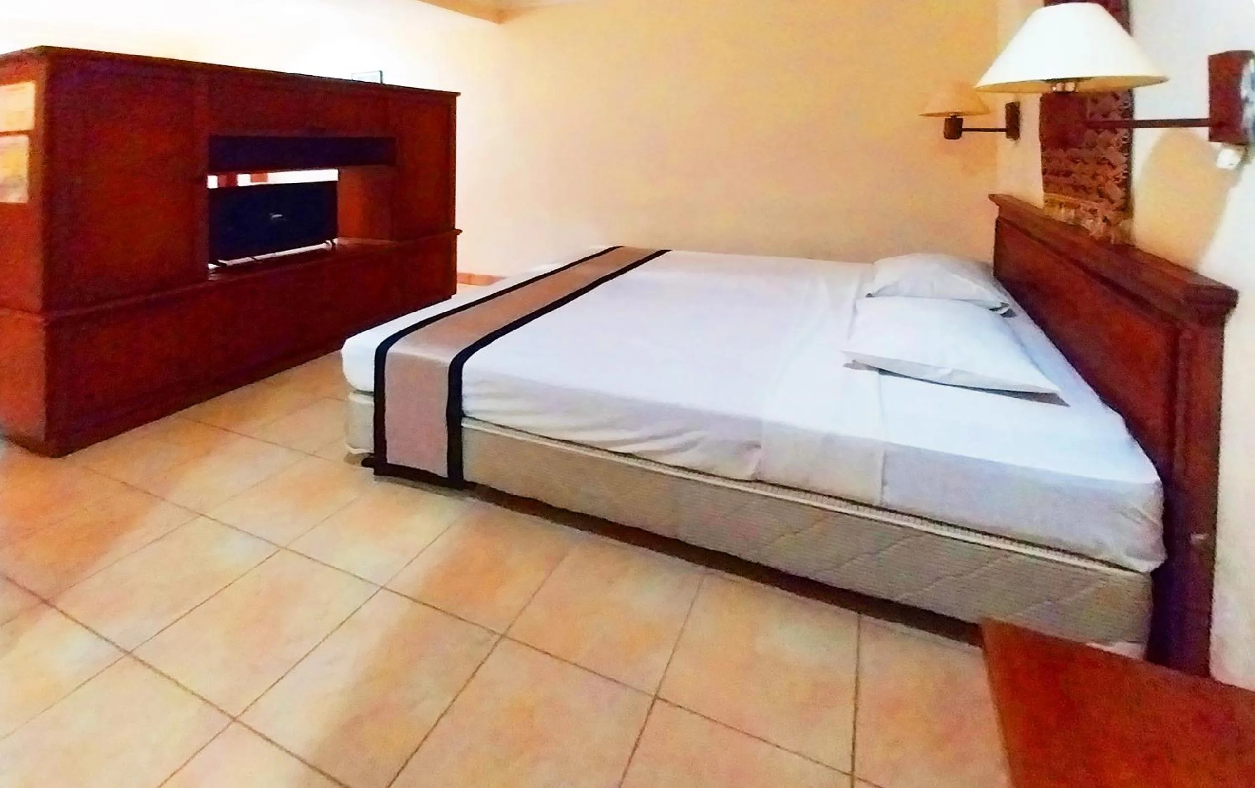 Bed in Horison Resort Pondok Layung Anyer