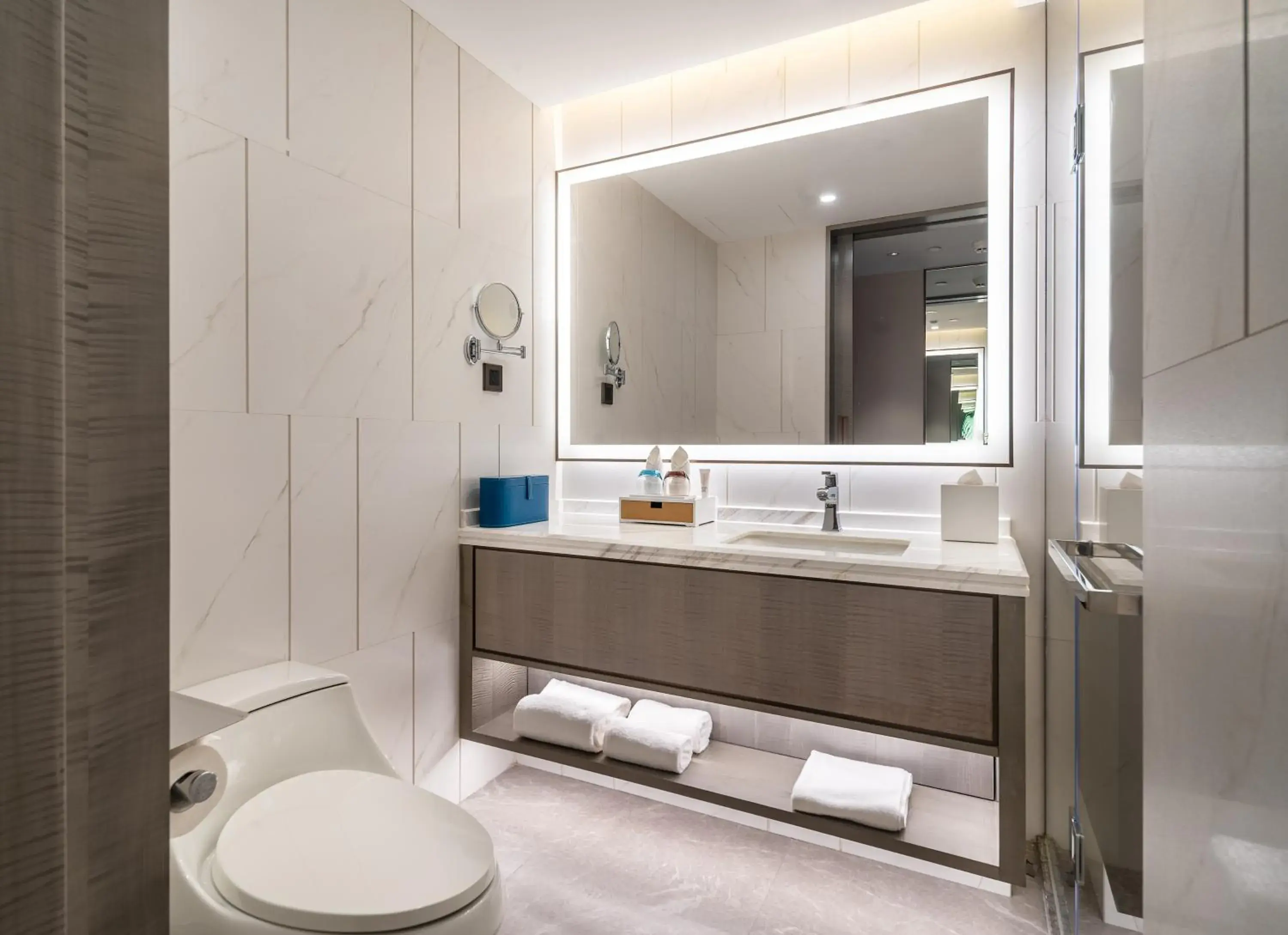 Twin Room with Sofa Bed in Hyatt Place Linyi People Square Twin Room with Sofa Bed in Hyatt Place Linyi People Square