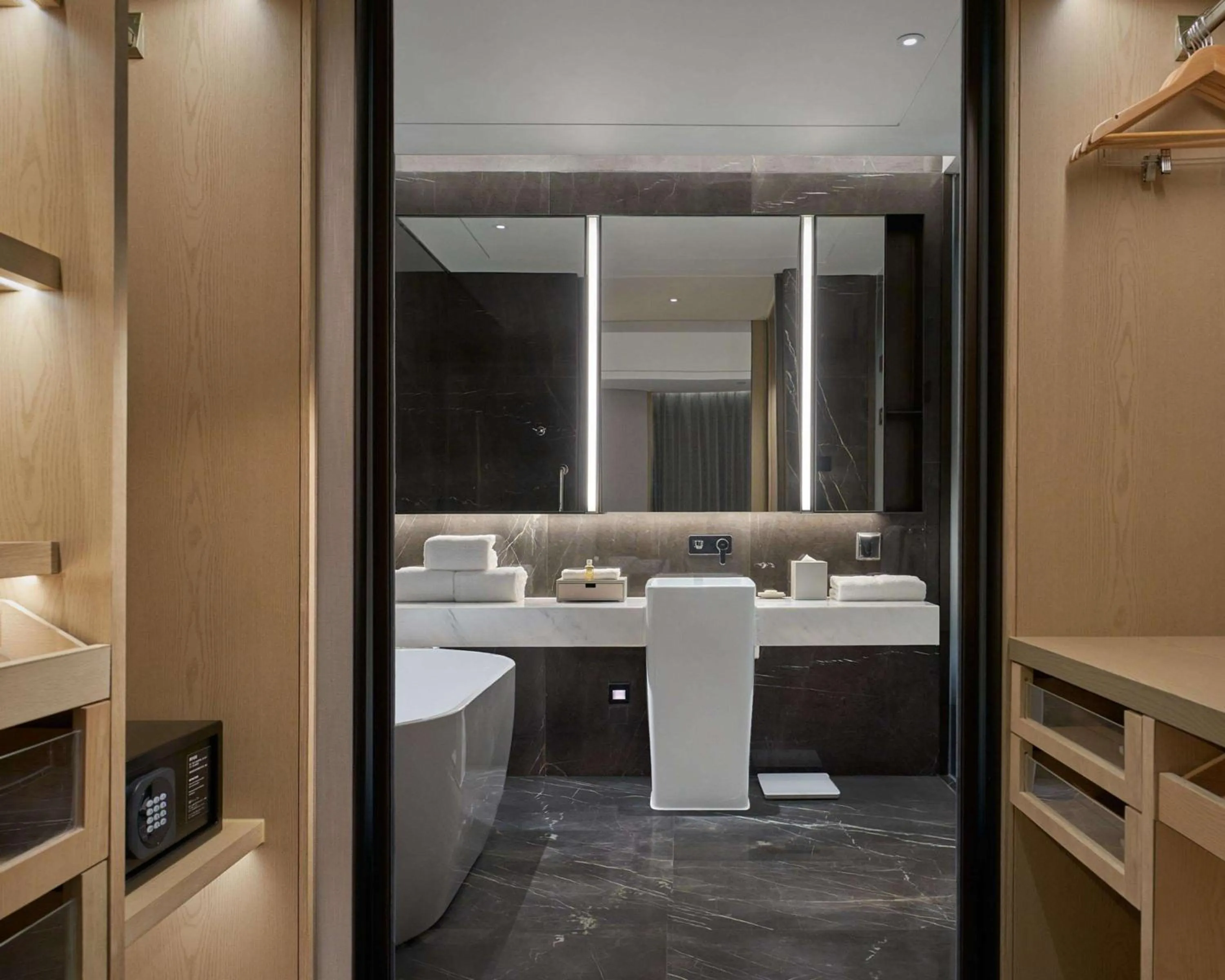 Bathroom in Hyatt Place Yantai Development Zone