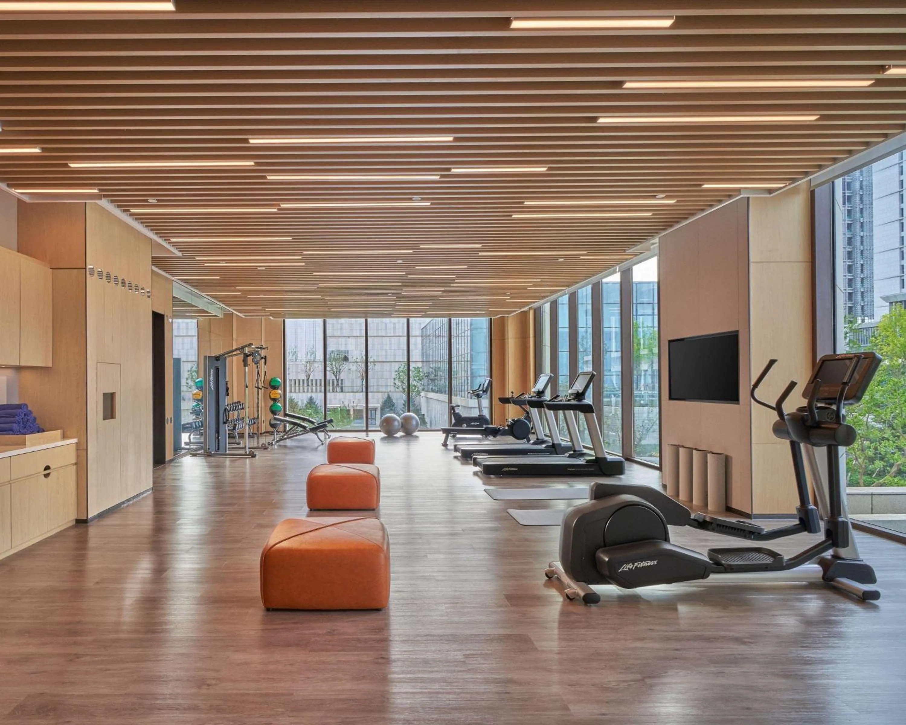 Fitness centre/facilities in Hyatt Place Yantai Development Zone