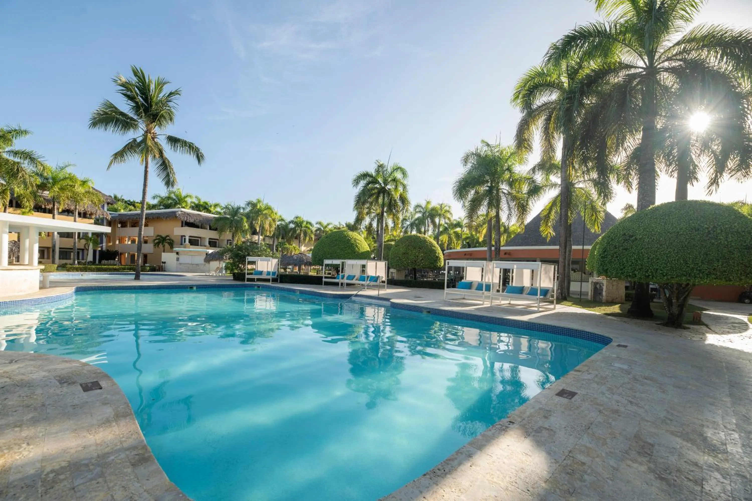 Swimming pool in Iberostar Waves Costa Dorada - All Inclusive
