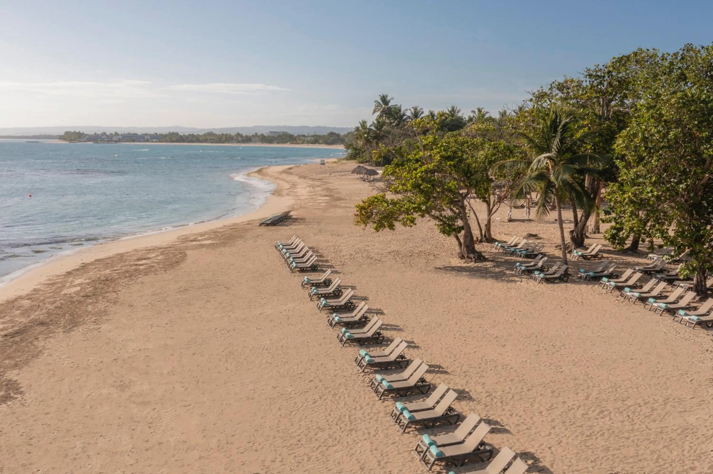 Beach in Iberostar Waves Costa Dorada - All Inclusive