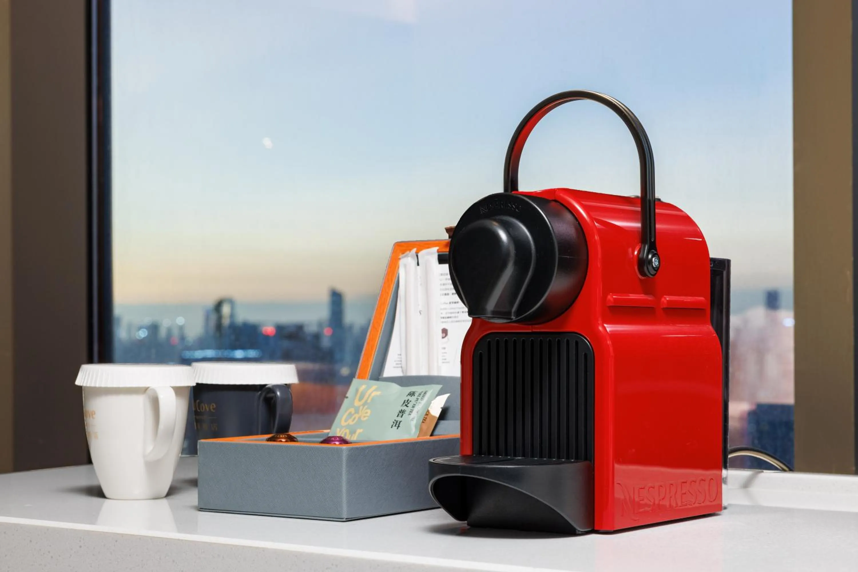 Coffee/tea facilities in UrCove By Hyatt ShenZhen Futian Port