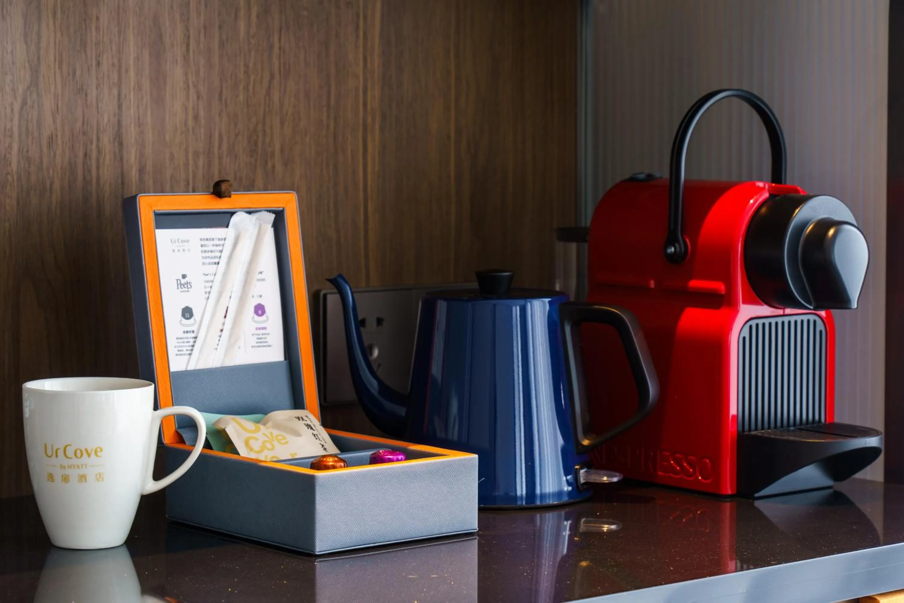 Coffee/tea facilities in UrCove by HYATT Futian CBD