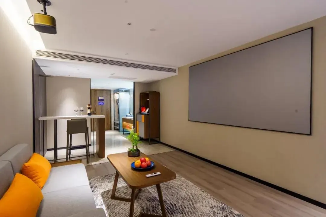 UrCove by HYATT Futian CBD