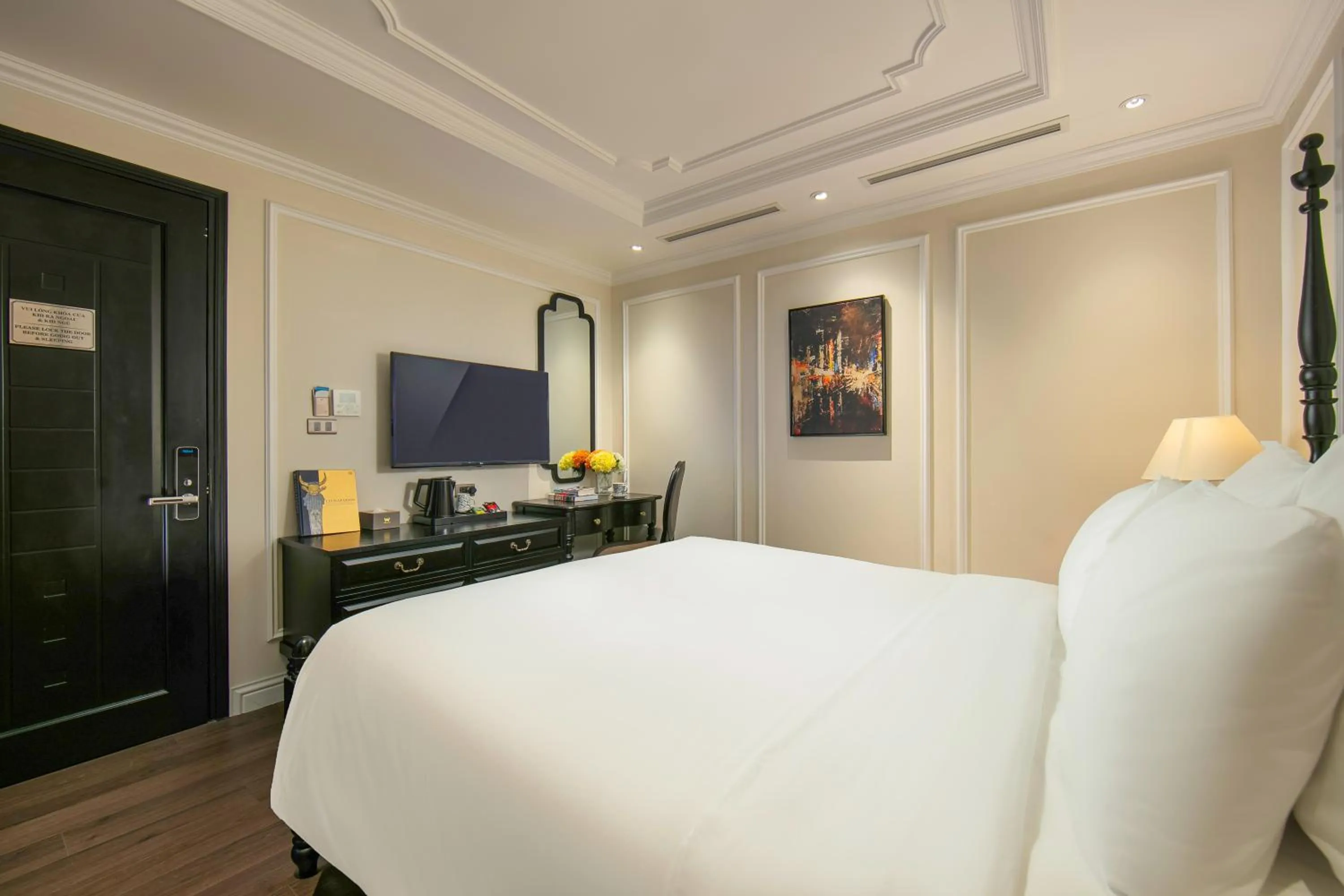 Bedroom, Bed in Amira Hotel Hanoi