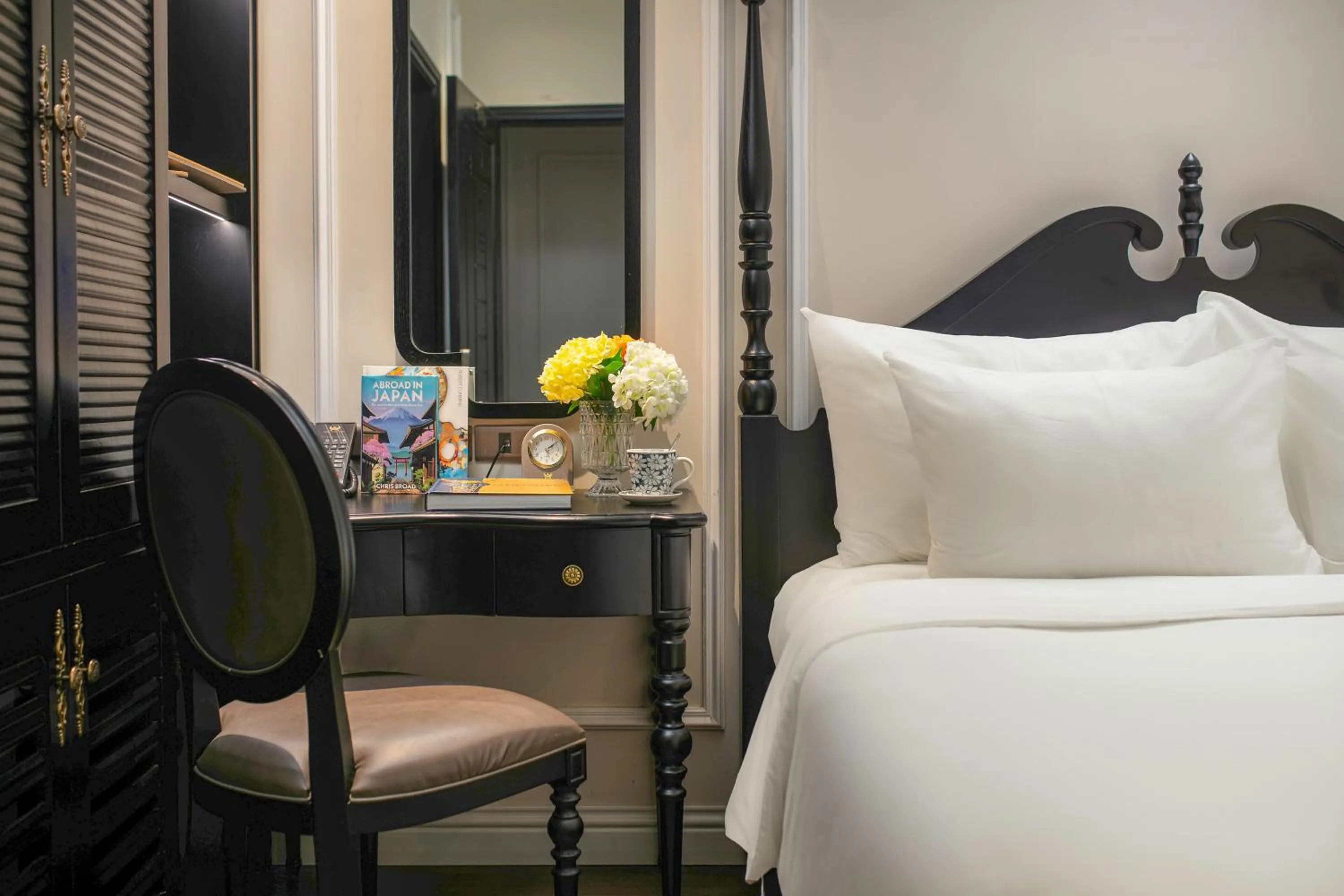 Bedroom, Bed in Amira Hotel Hanoi