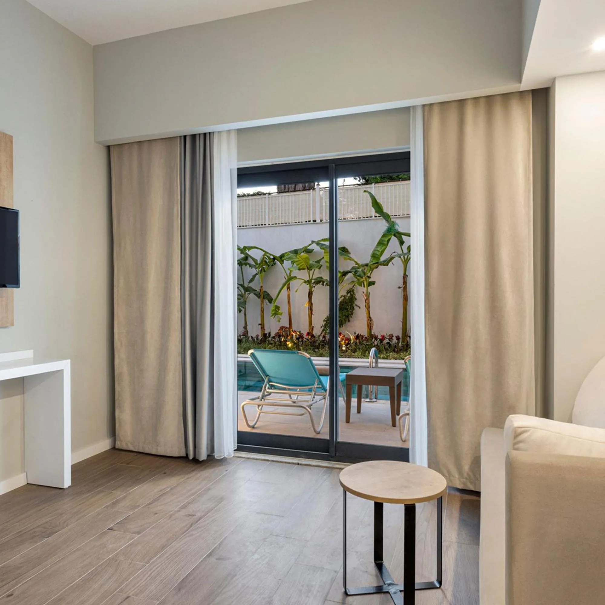 Pool view in Arcanus Hotels Trendline Side