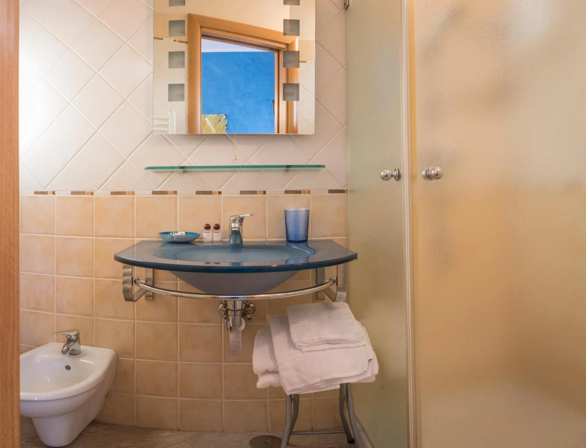 Bathroom in Hotel Mirage