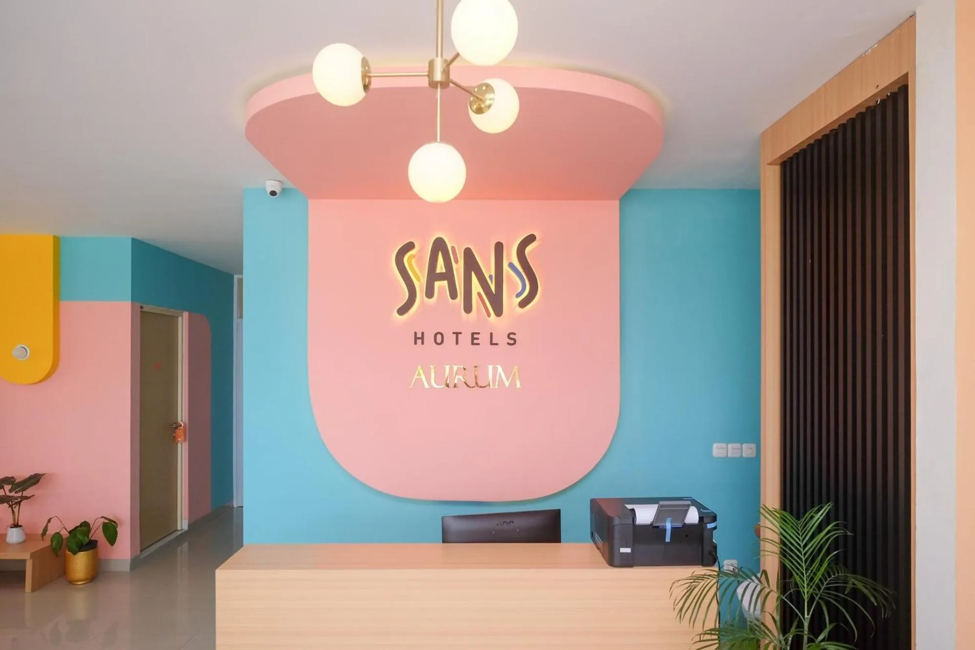 Property logo or sign in Sans Hotel Aurum Majapahit Semarang