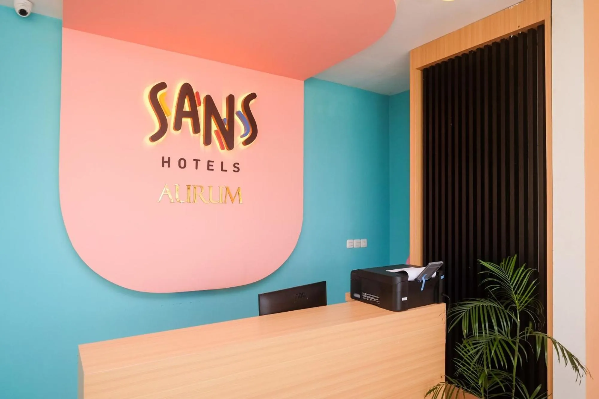 Property logo or sign in Sans Hotel Aurum Majapahit Semarang