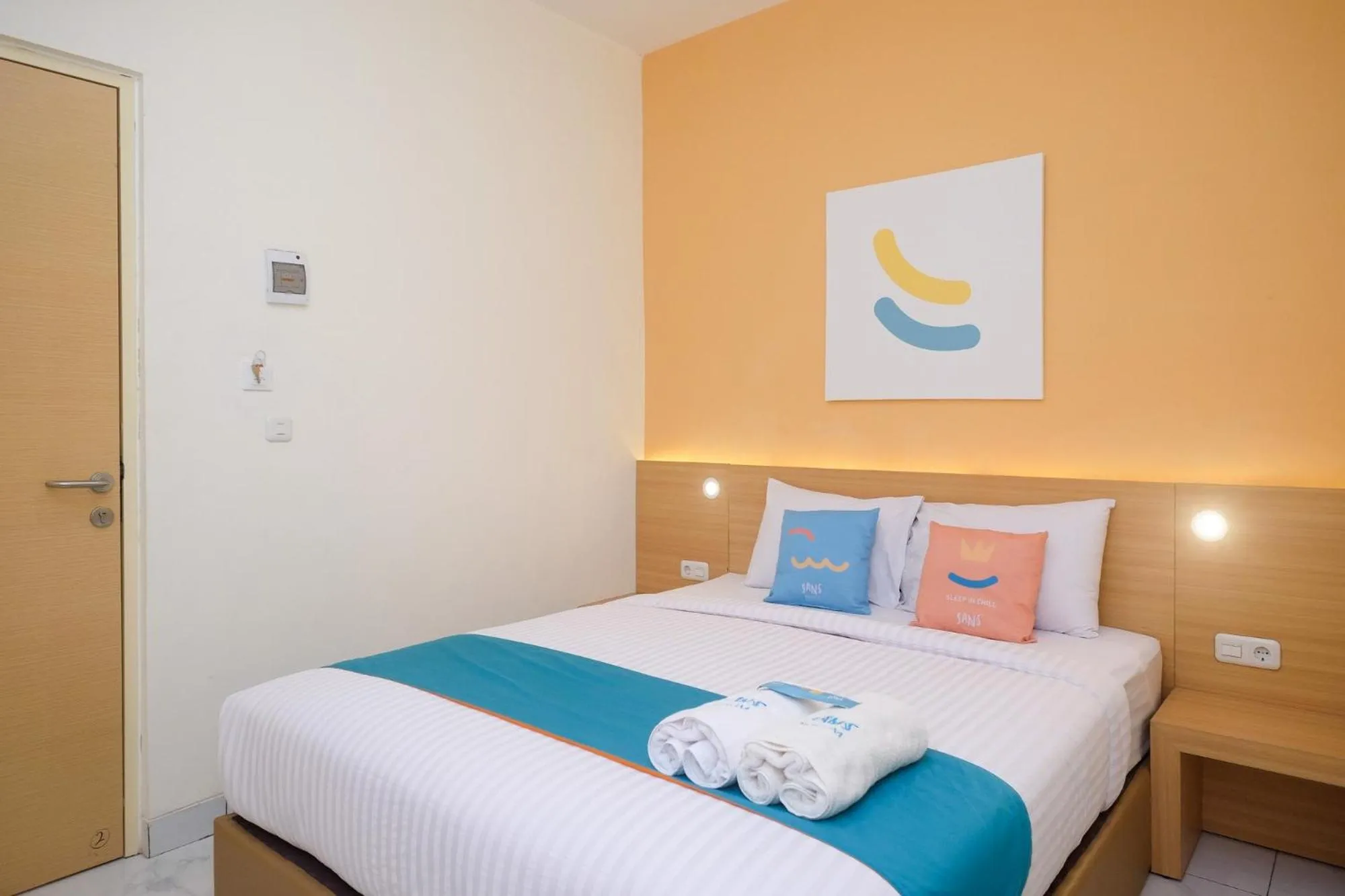 Bed in Sans Hotel Aurum Majapahit Semarang