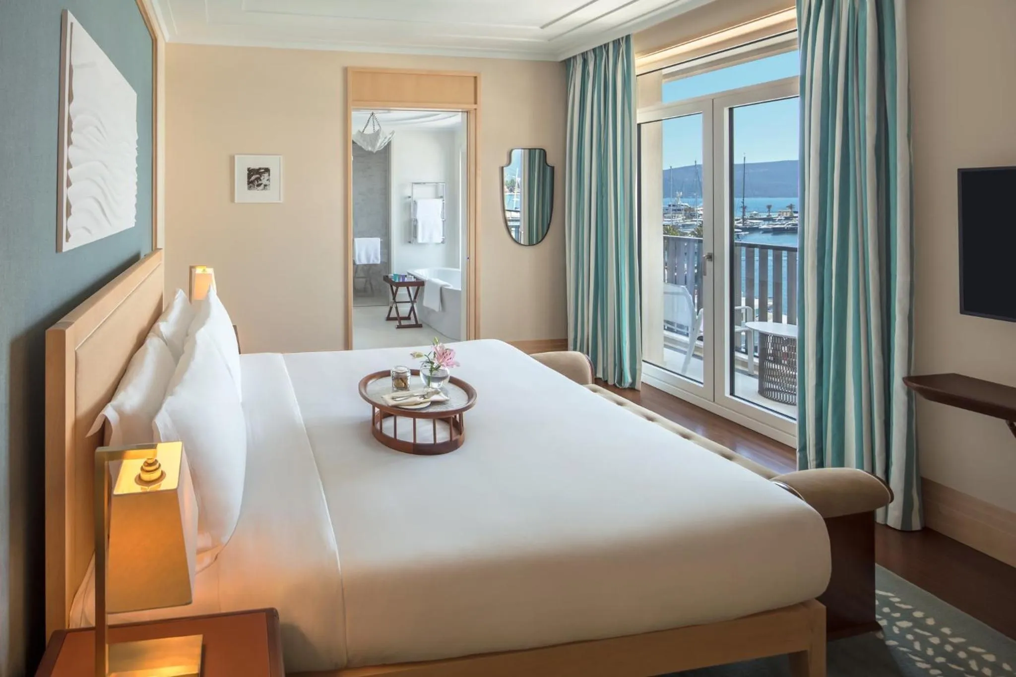 Photo of the whole room, Bed in Regent Porto Montenegro