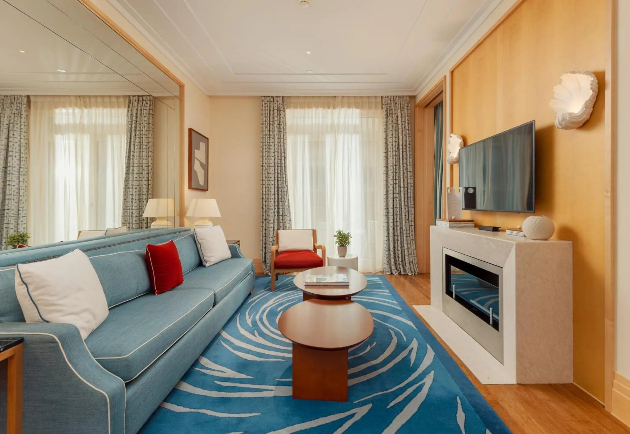 Photo of the whole room in Regent Porto Montenegro