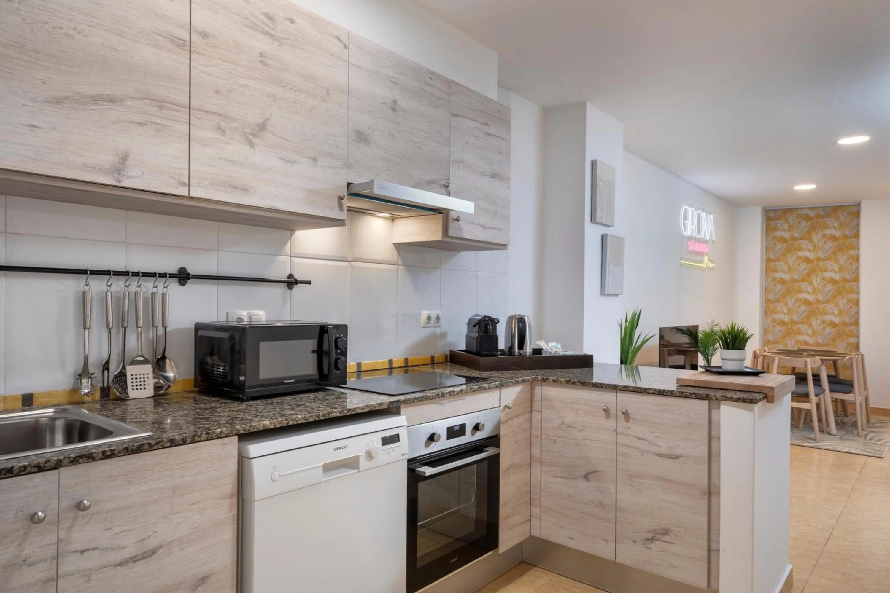 Kitchen or kitchenette in Carme -Alojamiento céntrico en Girona