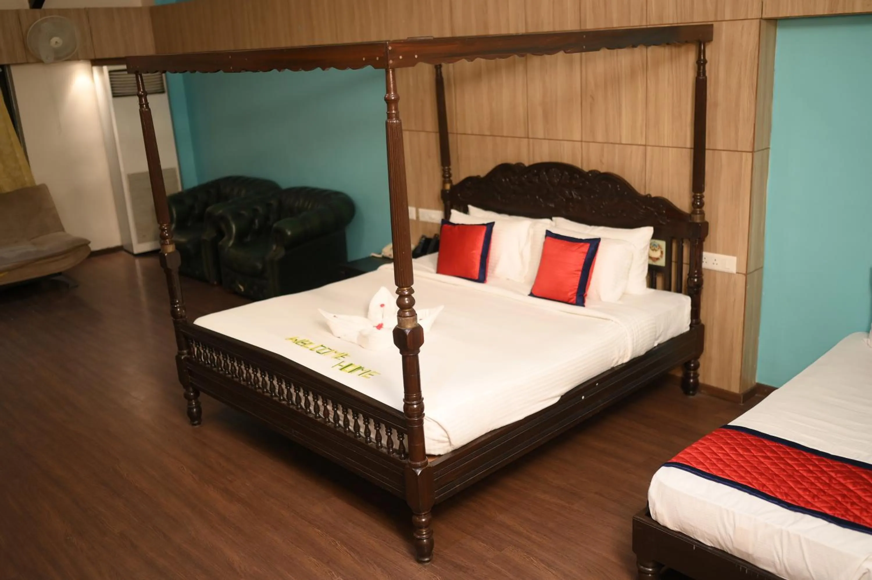 Photo of the whole room, Bed in Spree One Resort And Convention Annavaram