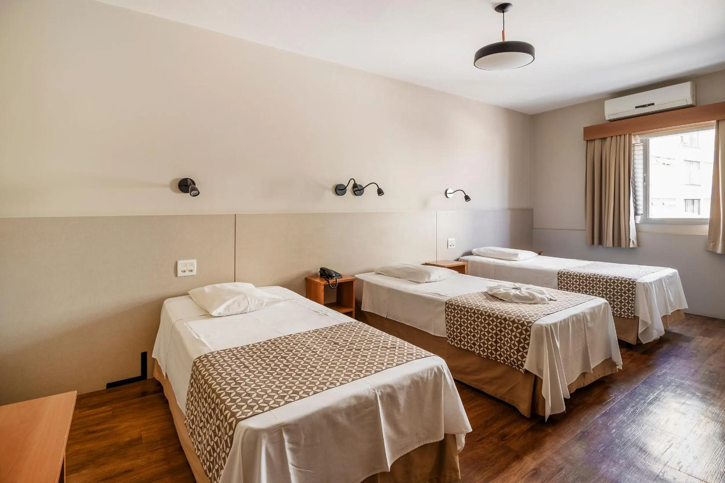 Bedroom, Bed in Hotel Cisne