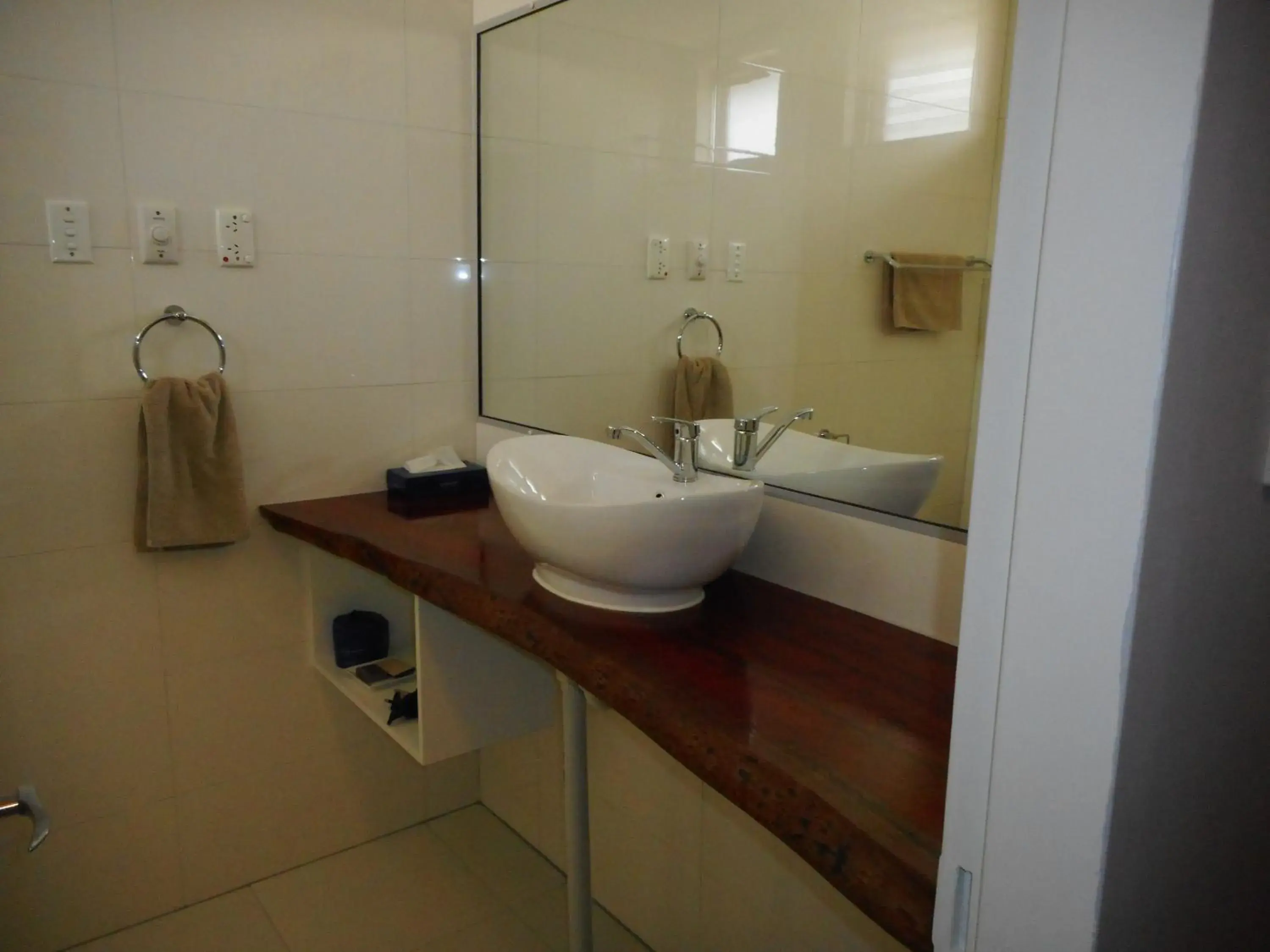 Double Room - single occupancy in Acacia Rose Motor Inn Double Room - single occupancy in Acacia Rose Motor Inn