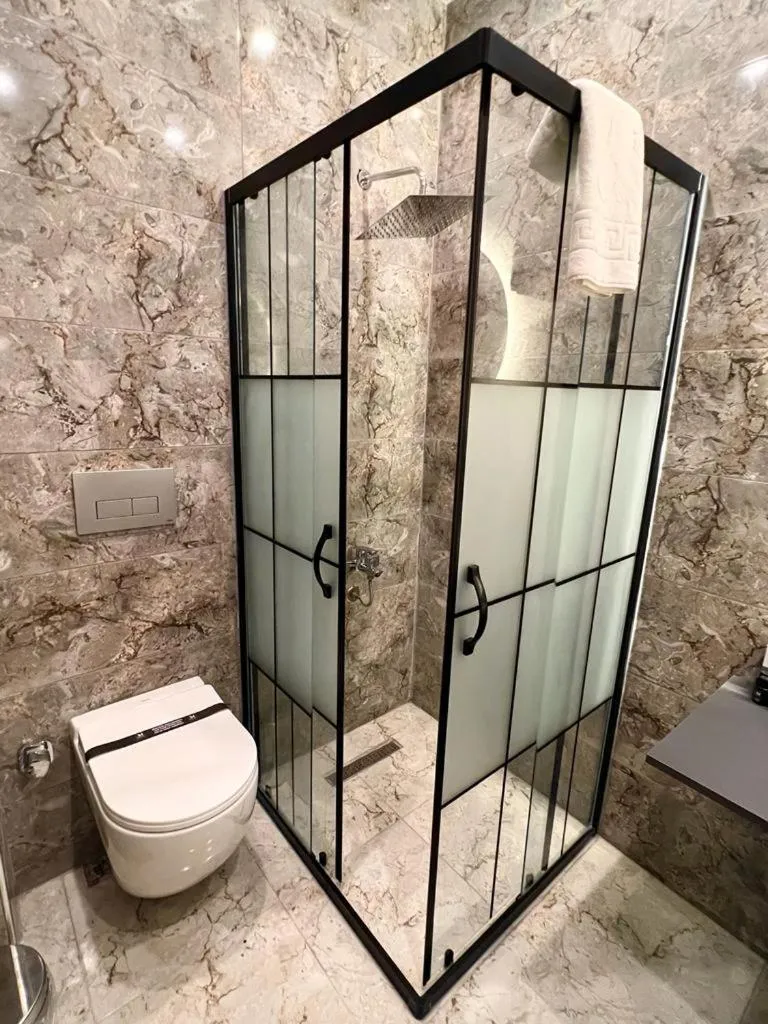 Royal Mass Airport Business Hotel