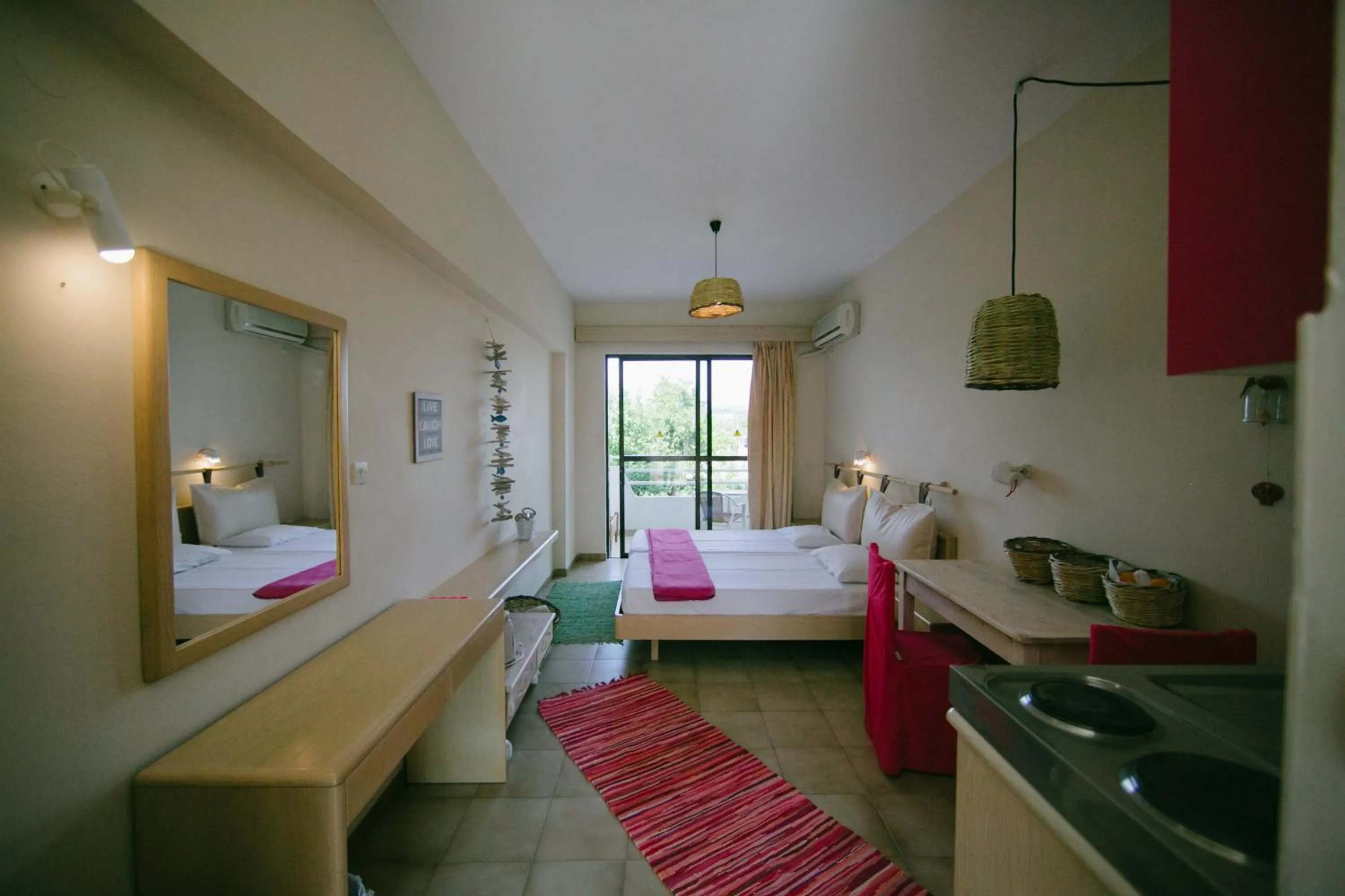 Photo of the whole room, Bed in Gorgona Studios