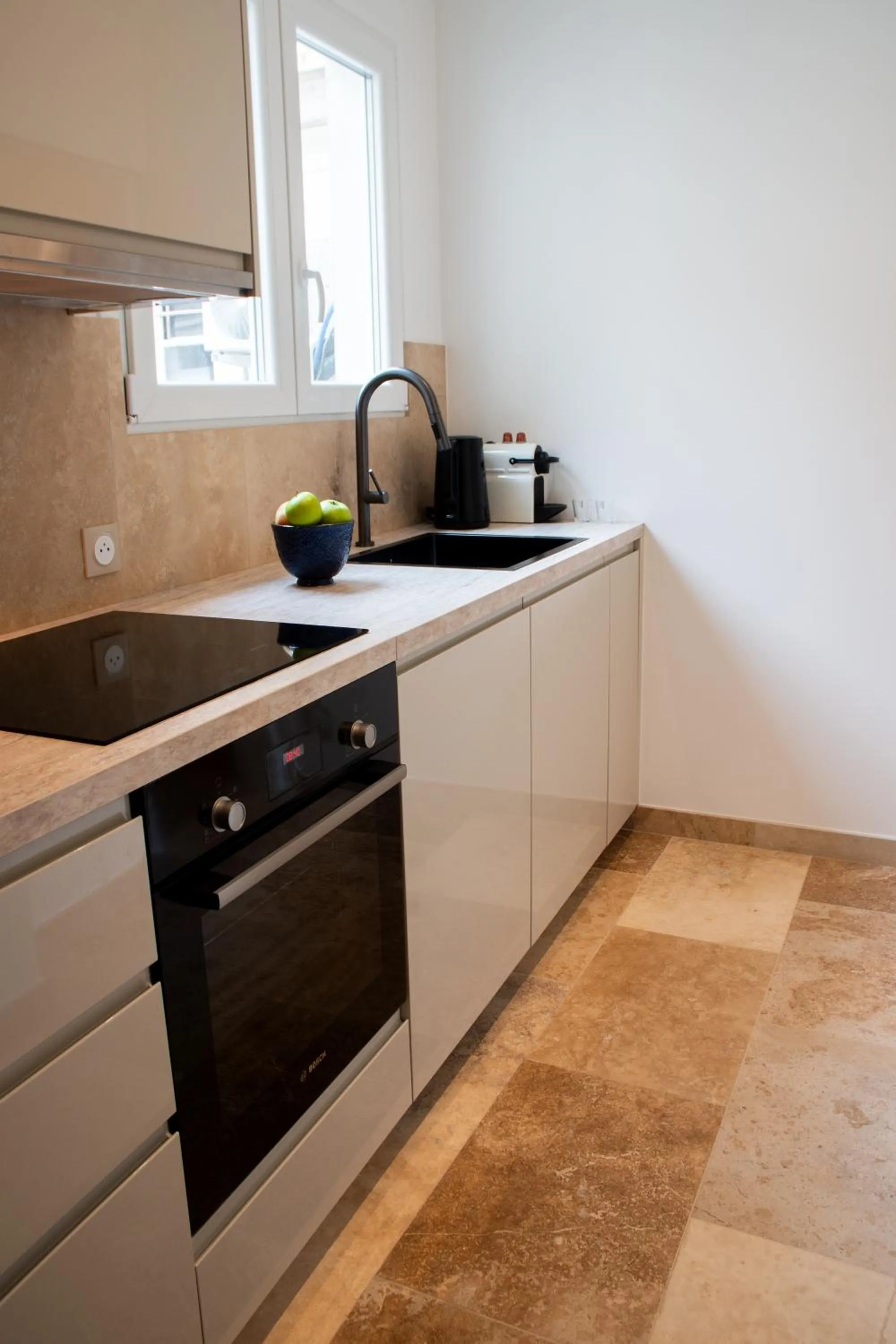 kitchen in Quartier Libre Madeleine