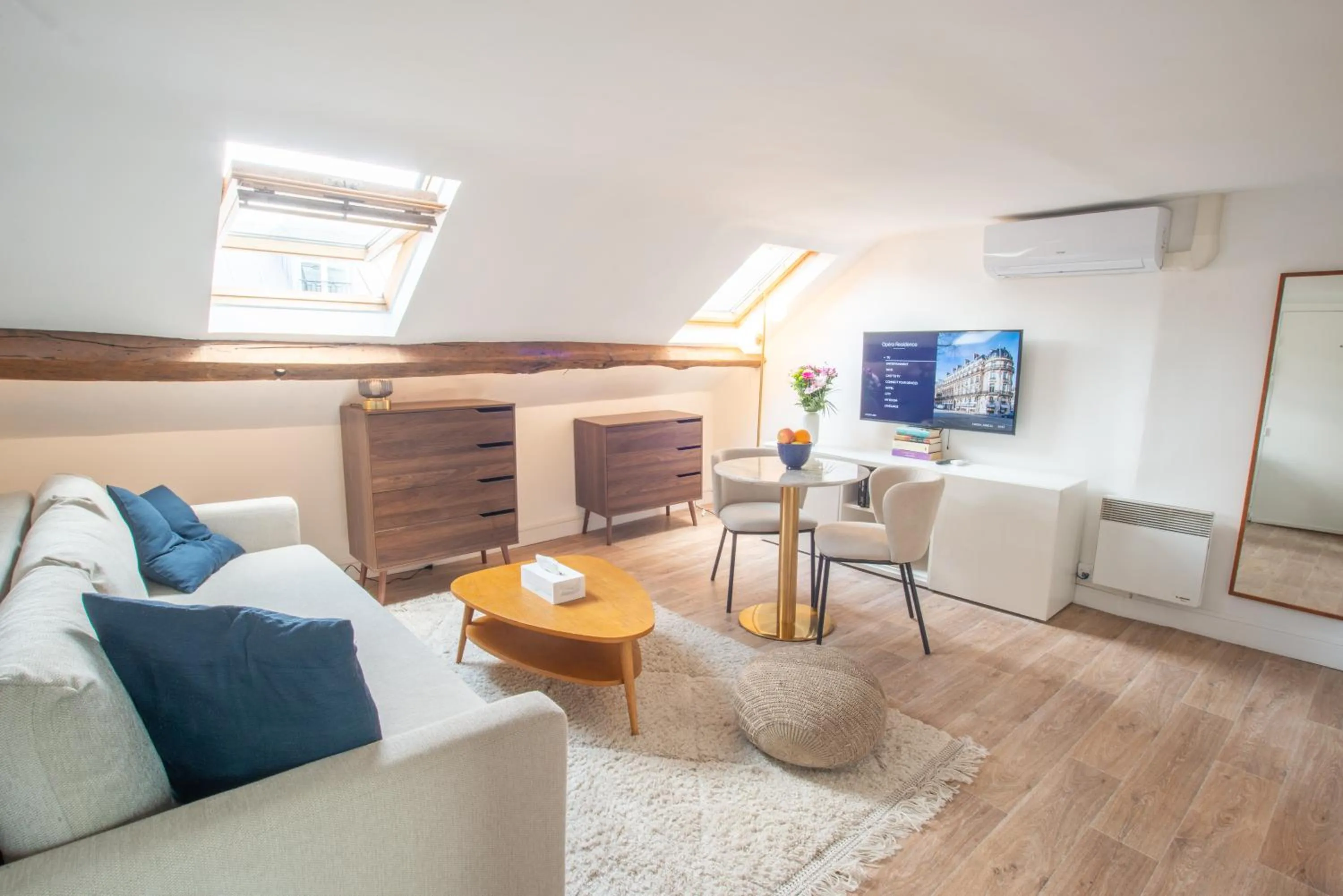 Living room in Quartier Libre Madeleine