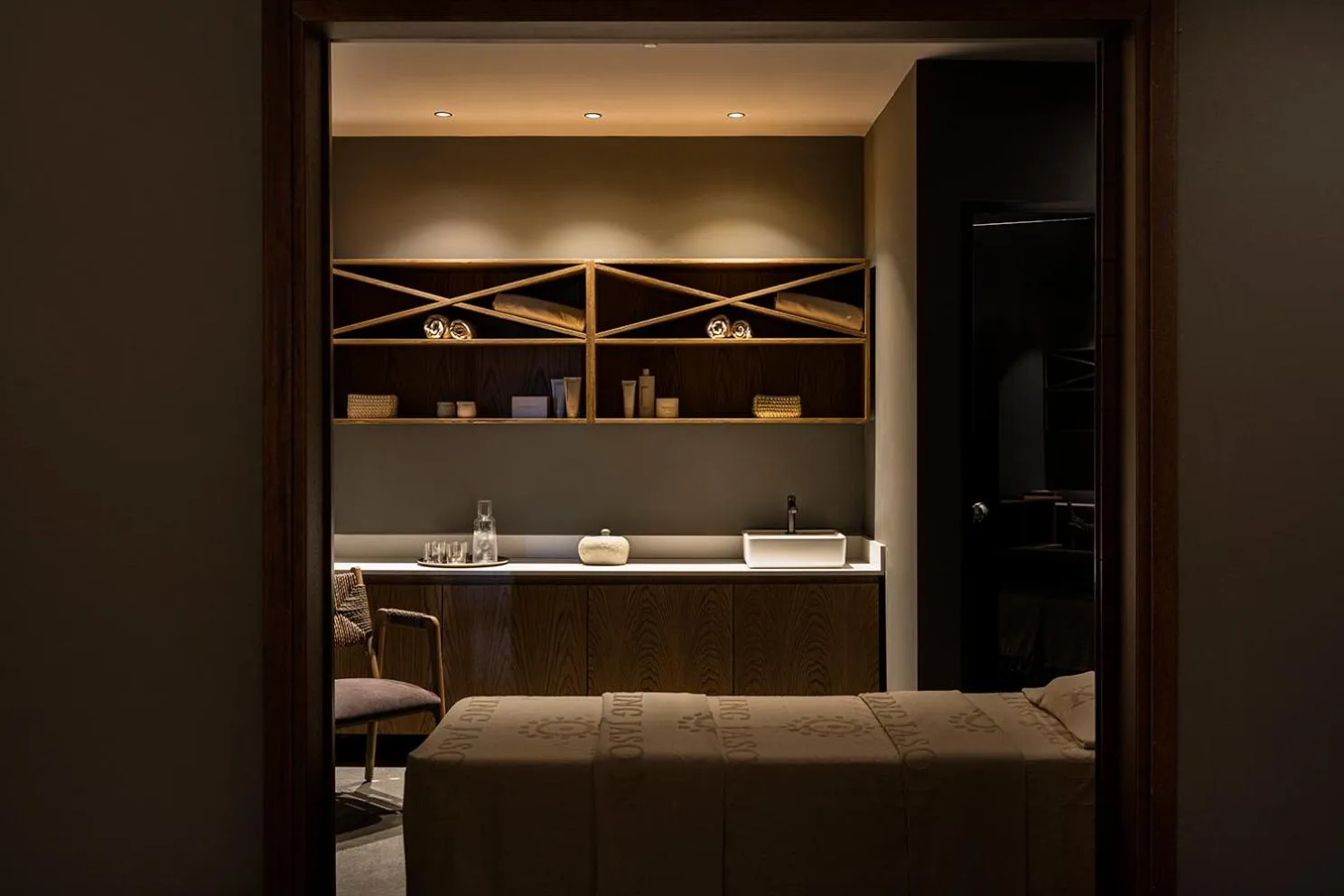 Spa and wellness centre/facilities in King Jason Zante – Designed for Adults