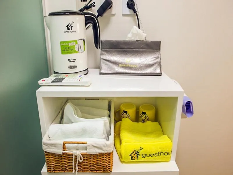 towels in 24 Guesthouse Dongdaemun Market