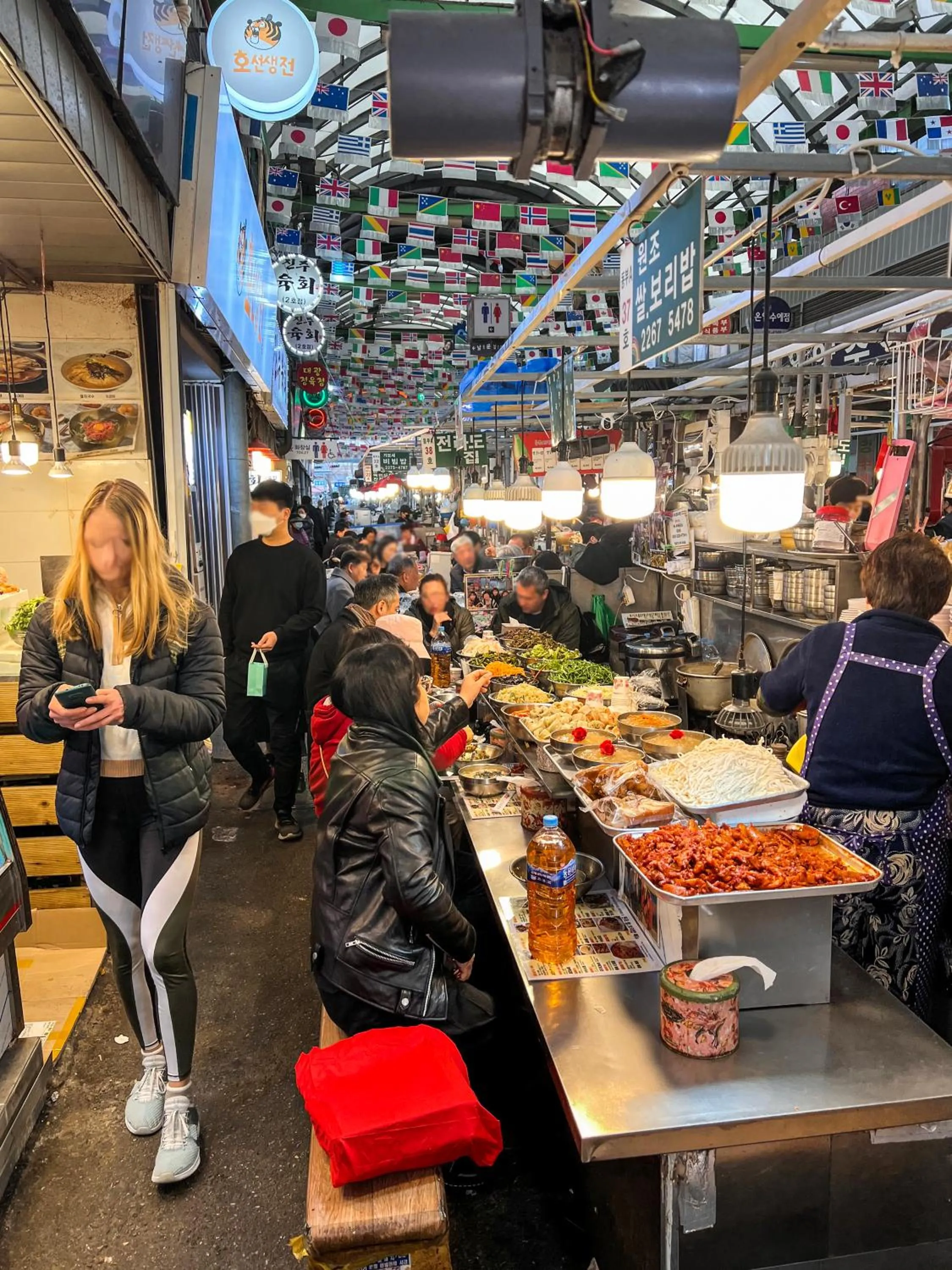 Nearby landmark in 24 Guesthouse Dongdaemun Market