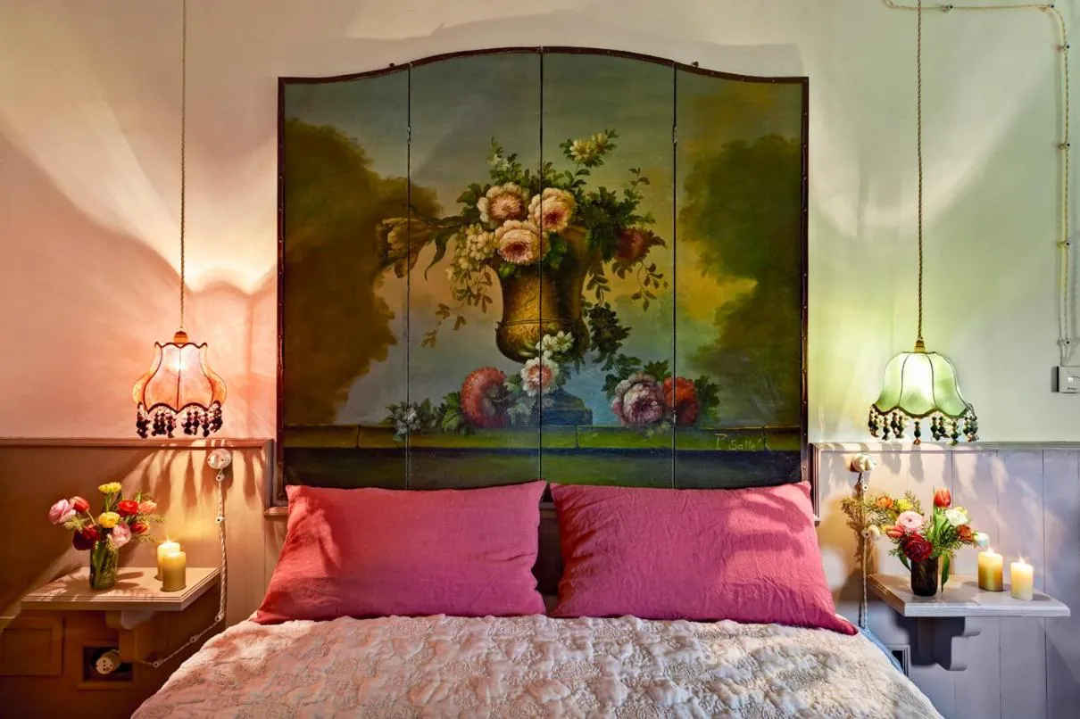 Bed in Corte della Maestà Antica Residenza