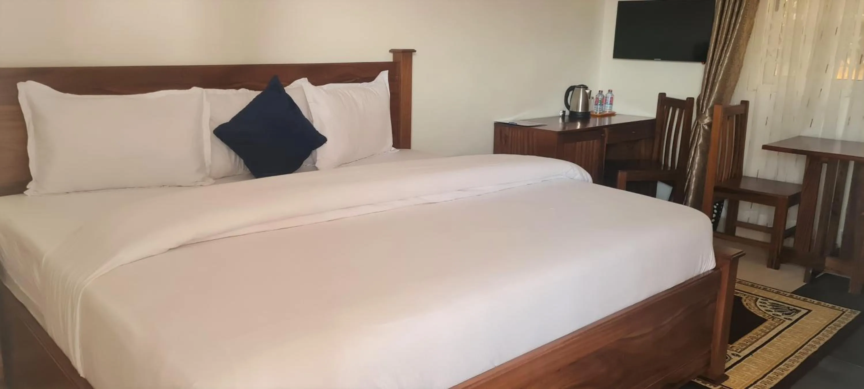 Bed in Downtown Virgins Hotel