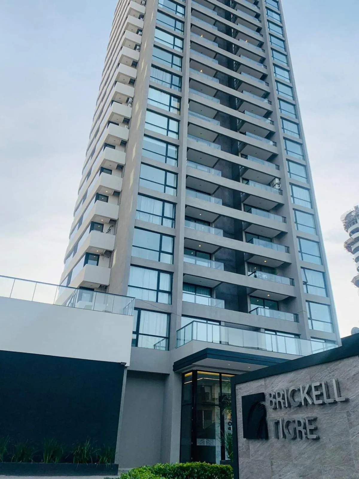 Facade/entrance in Top Rentals Brickell