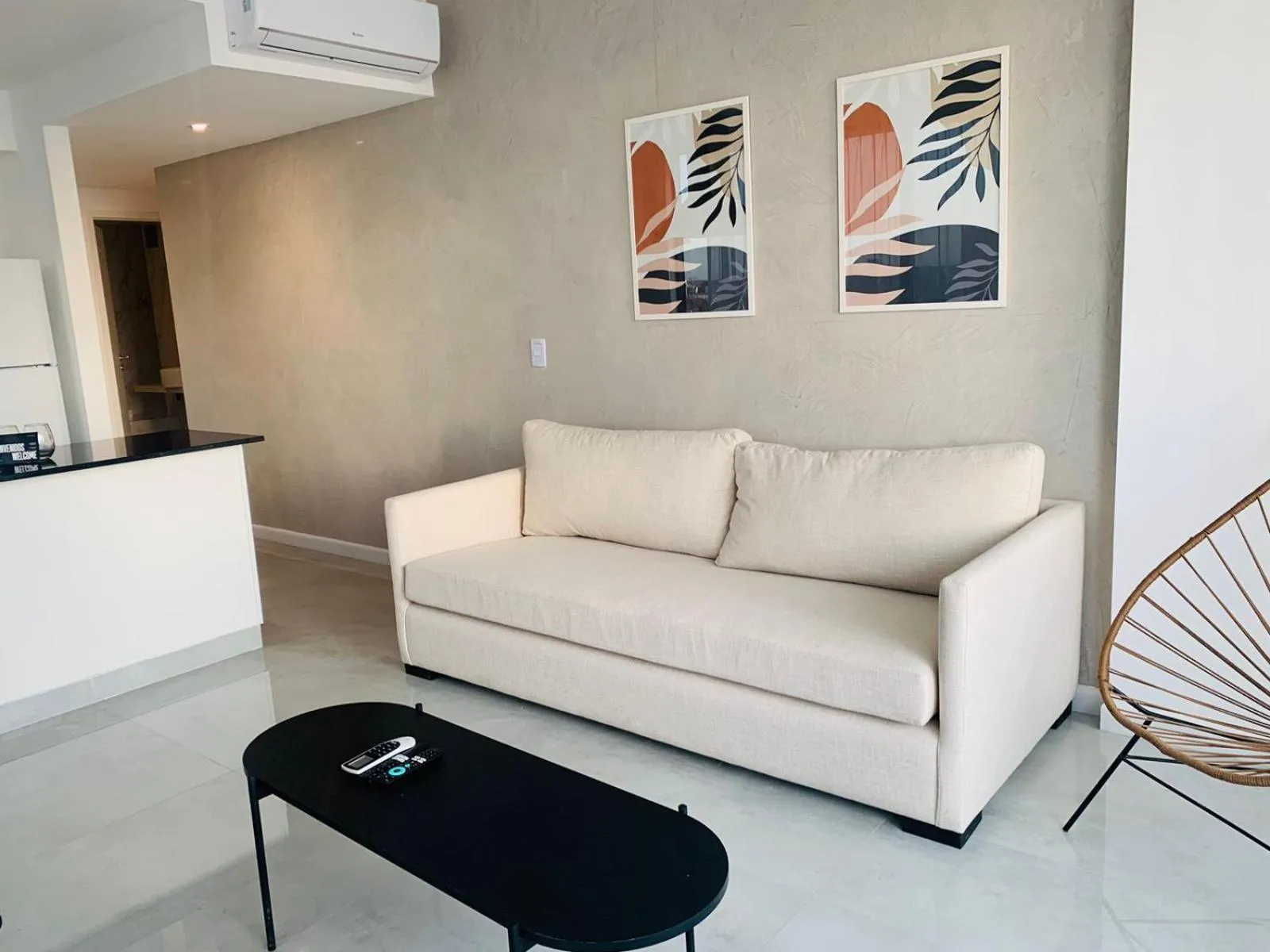 Living room in Top Rentals Brickell