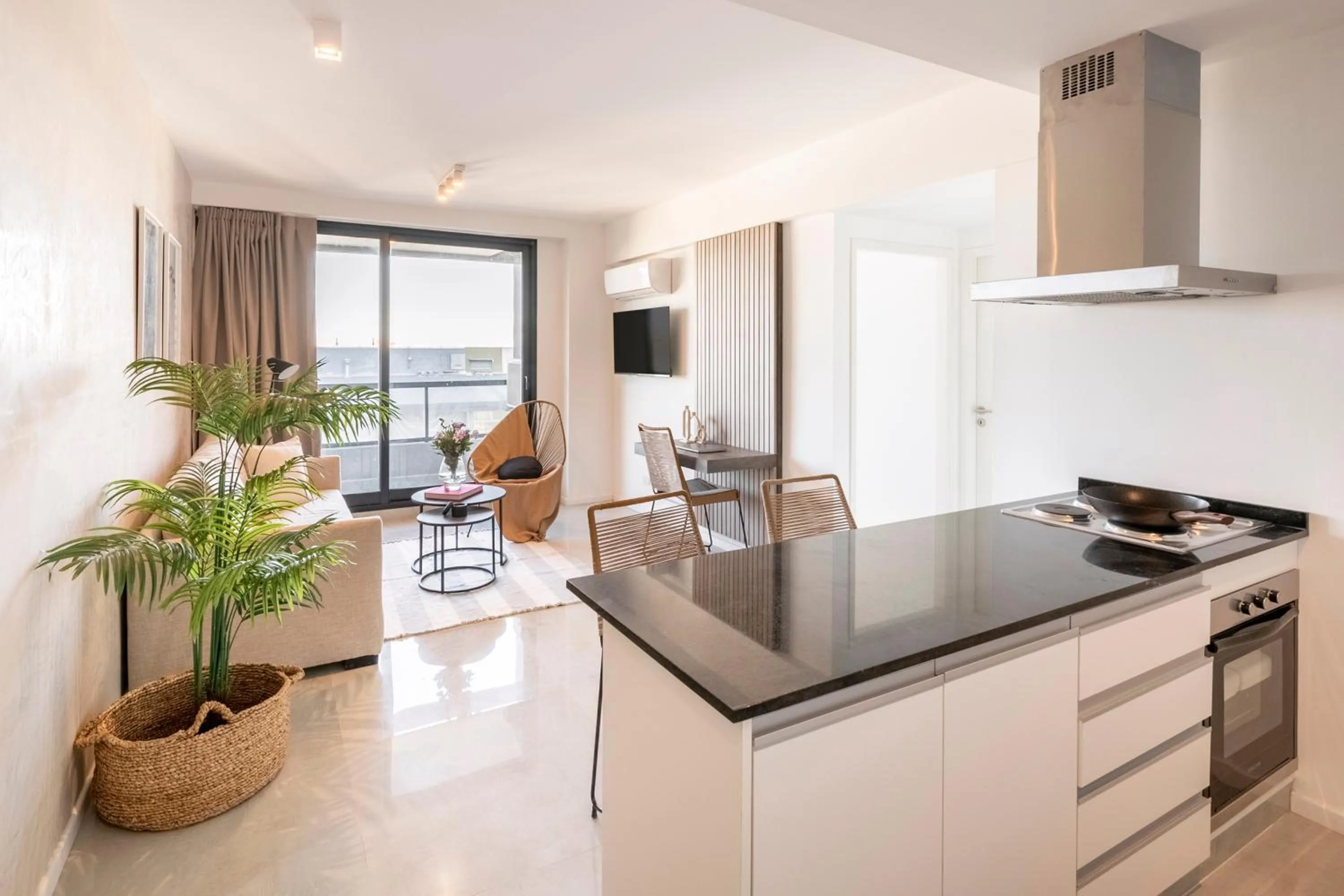 Living room in Top Rentals Brickell