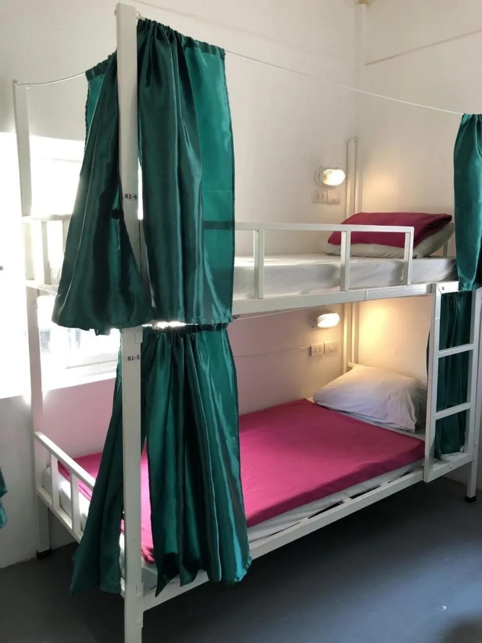 bunk bed, Bed in PLOY Hostel