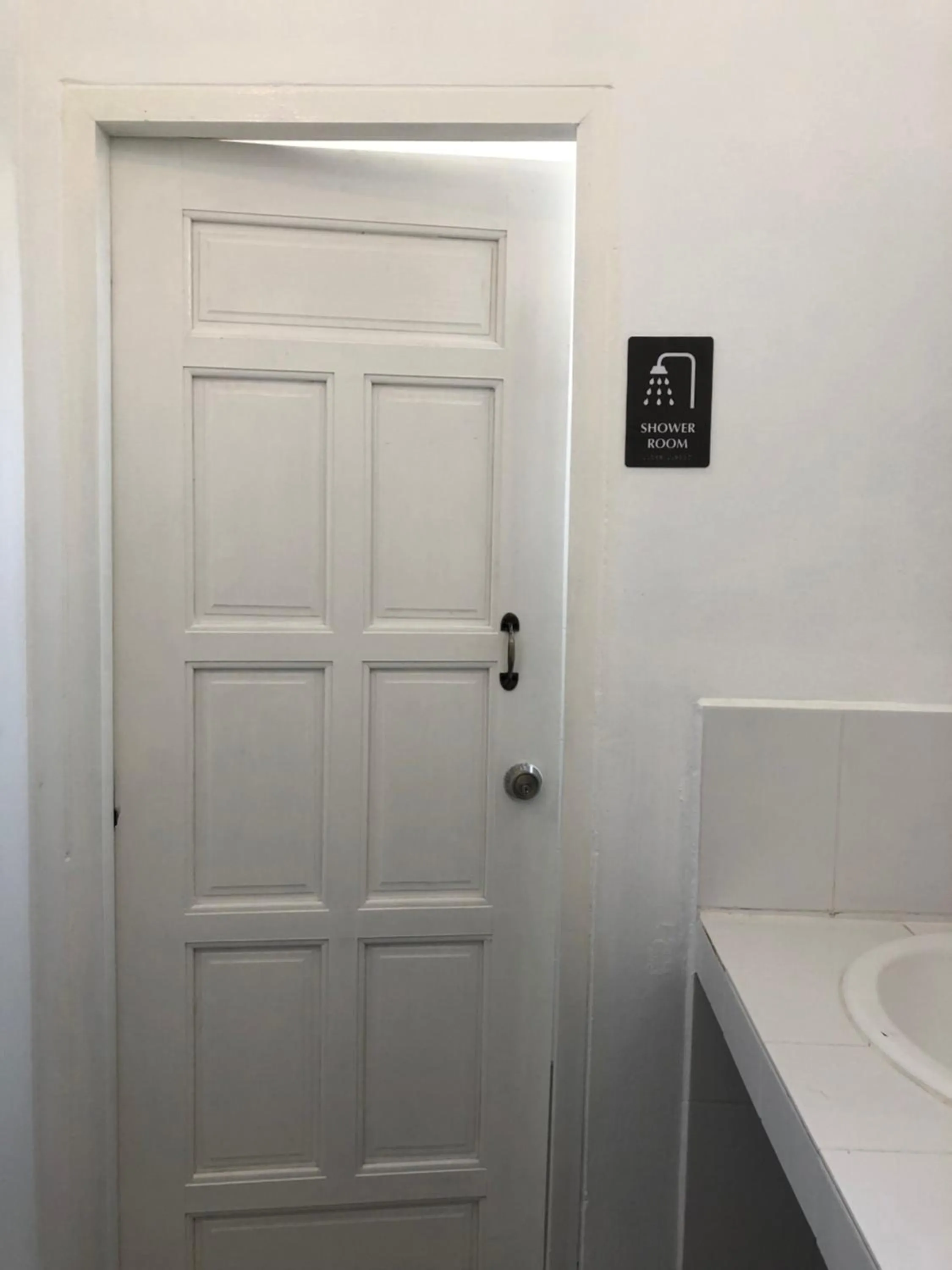 Bathroom in PLOY Hostel