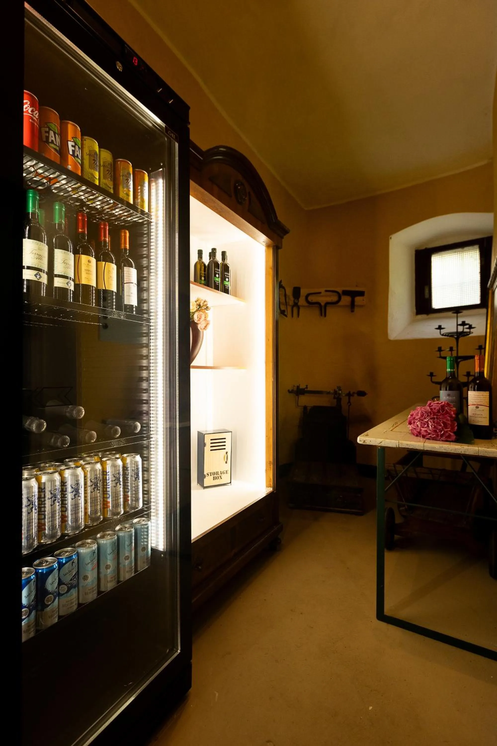 Drinks in Villa Angelica