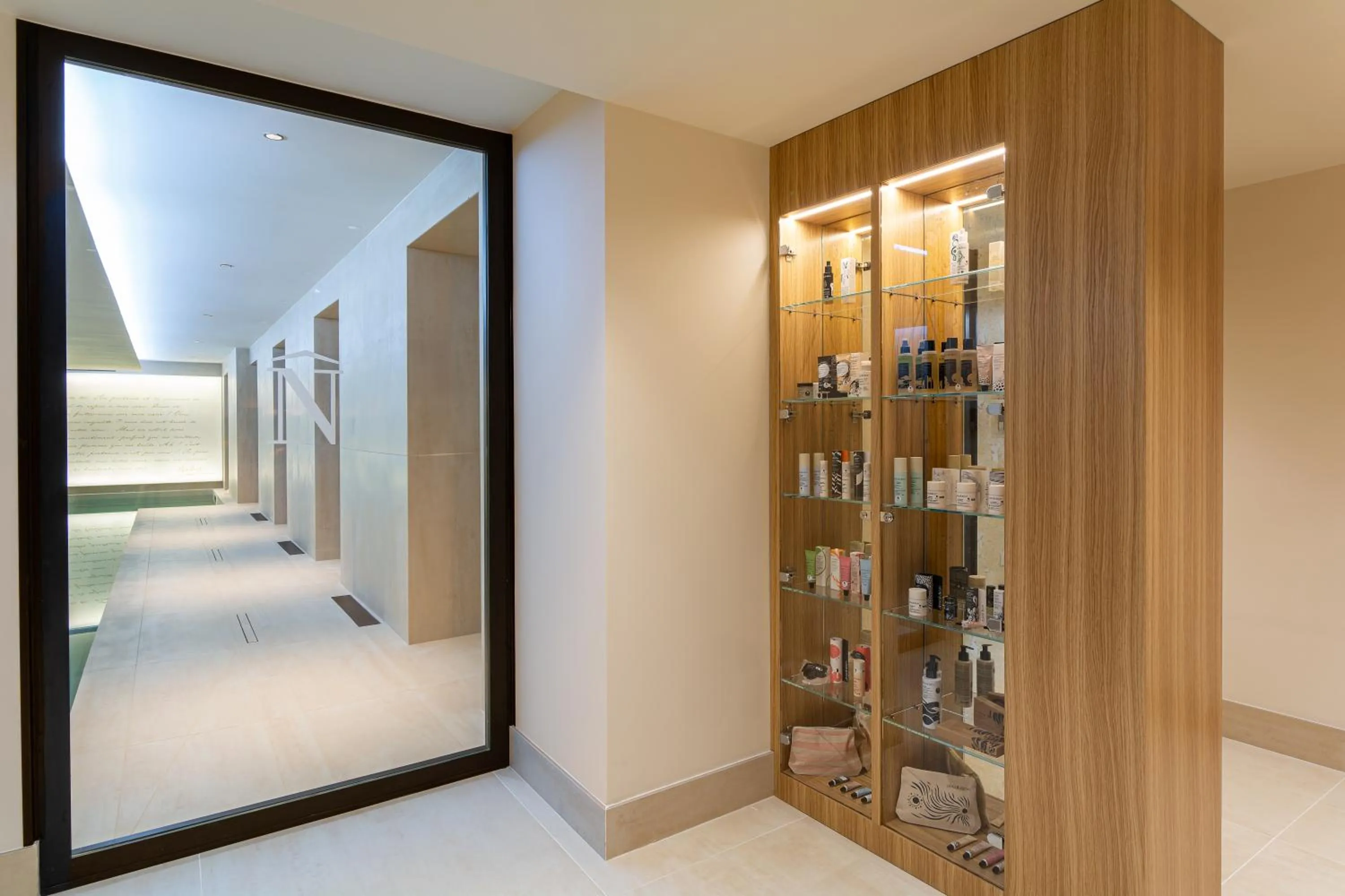 Spa and wellness centre/facilities in Hôtel & SPA Napoléon